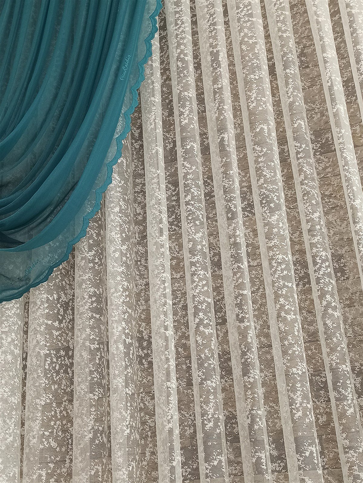 Tül PerdePİERRE CARDİNPİERRE CARDİN SUMMER 05 TÜL PERDEHİLAL TEKSTİL VE DERİ ÜRÜNLERİ GIDA SAN. TİC. LTD. ŞTİ.PİERRE CARDİN SUMMER 05 TÜL PERDE