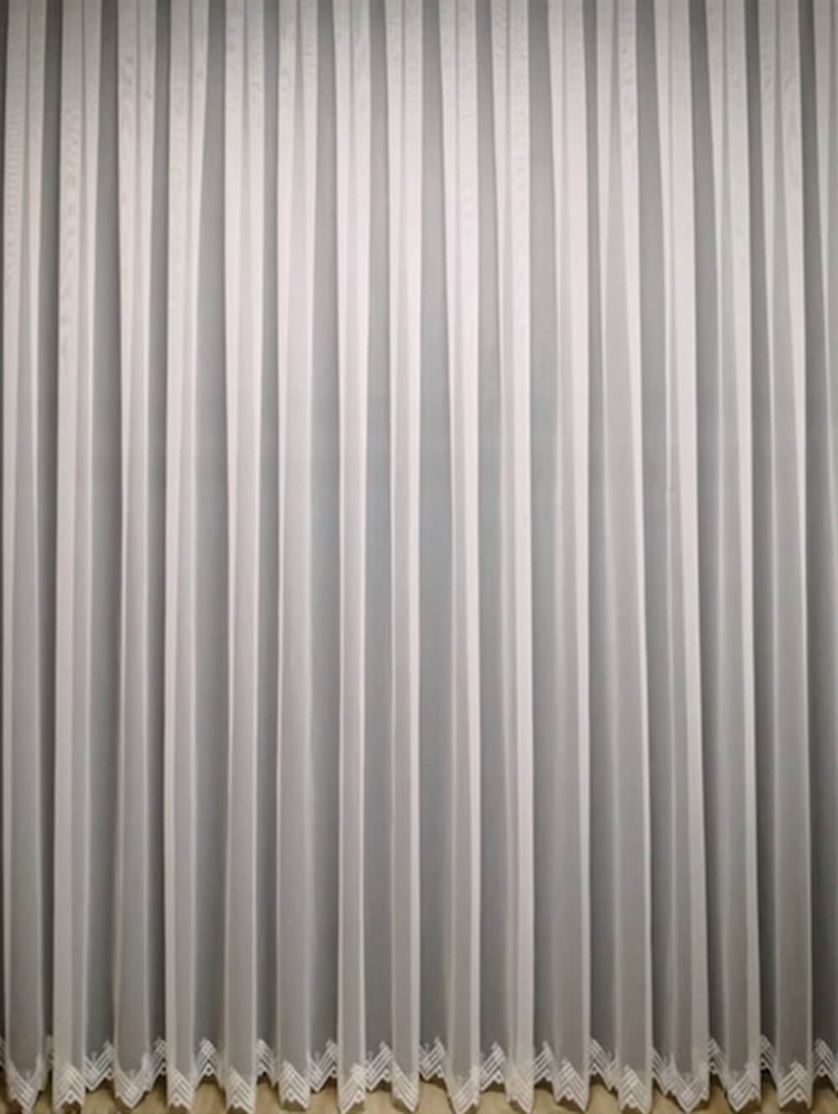 Tül PerdeTAÇ PERDE0001HİLAL TEKSTİL VE DERİ ÜRÜNLERİ GIDA SAN. TİC. LTD. ŞTİ.TAÇ TTM ZEMİN ETEK DESENLİ DÜZ TÜL PERDE - 14814