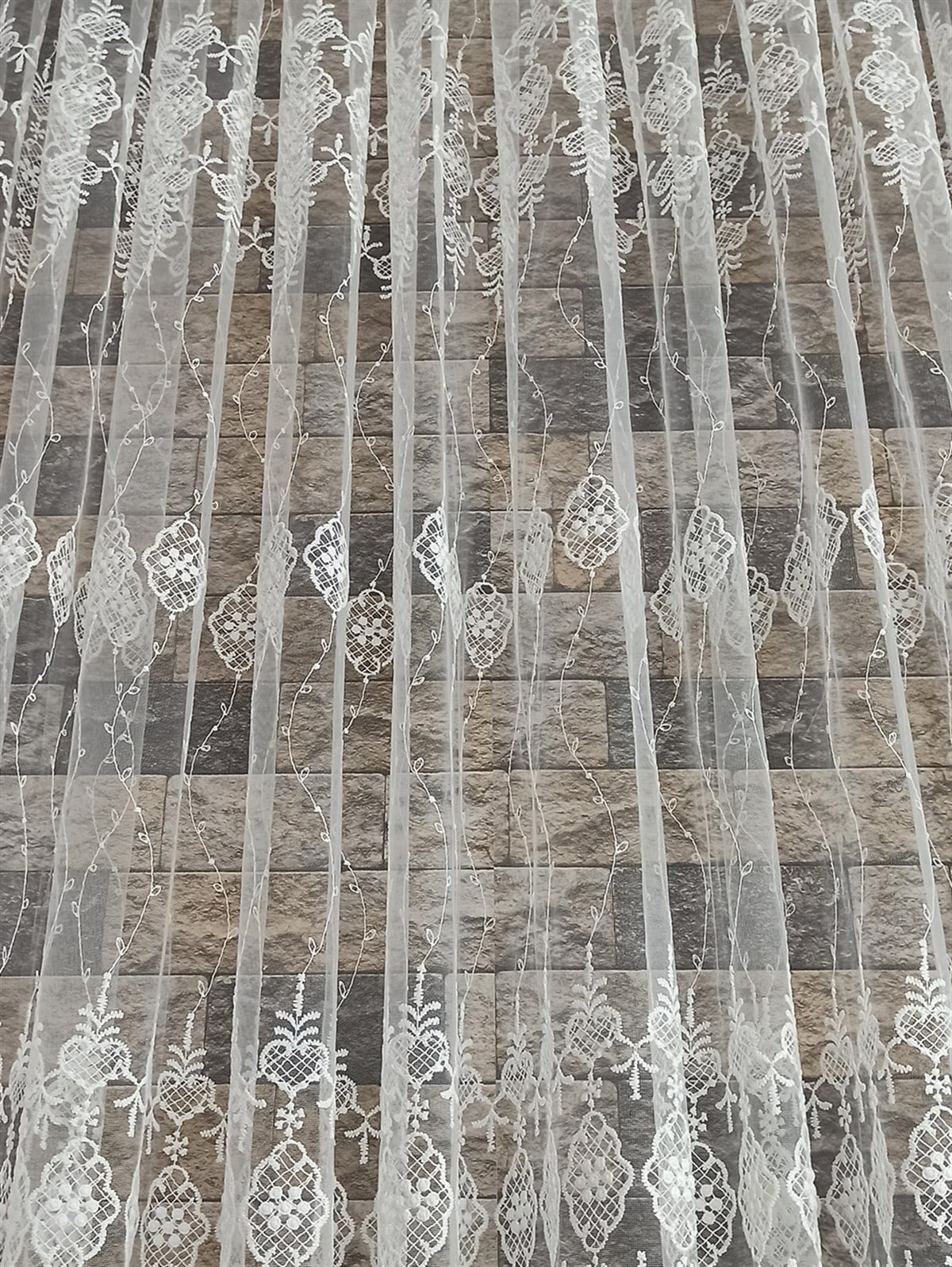 Tül PerdeTAÇ PERDE0001HİLAL TEKSTİL VE DERİ ÜRÜNLERİ GIDA SAN. TİC. LTD. ŞTİ.TAÇ BRODE TÜL PERDE - 8NR1032
