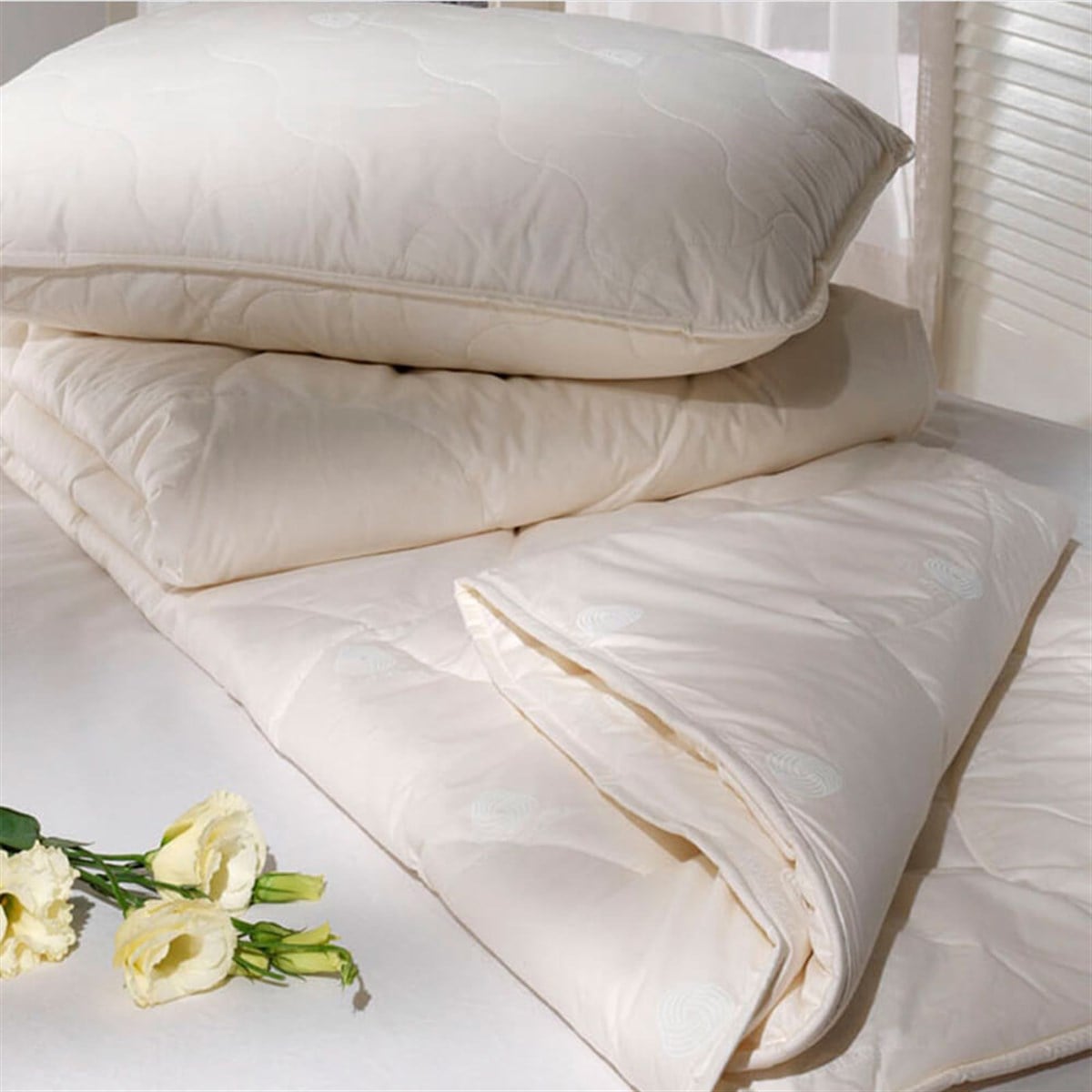 YastıkTAÇ EV TEKSTİLİ146154HİLAL TEKSTİL VE DERİ ÜRÜNLERİ GIDA SAN. TİC. LTD. ŞTİ.TAÇ YÜN YASTIK