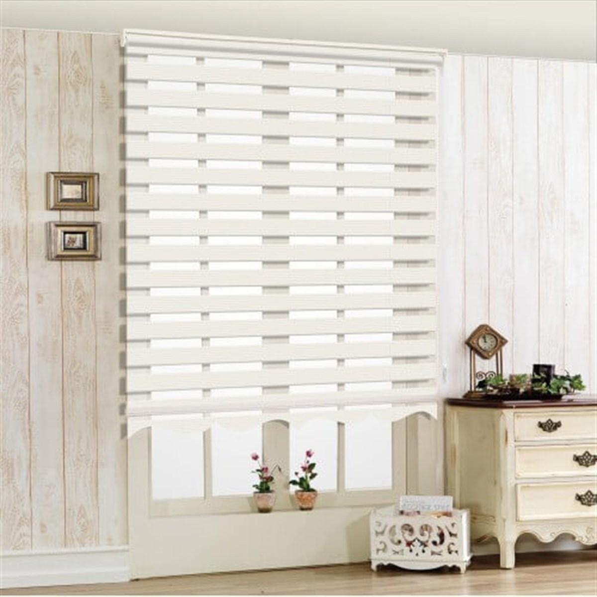 ZEBRA PERDEHİLAL TEKSTİLEKOL - 681HİLAL TEKSTİL VE DERİ ÜRÜNLERİ GIDA SAN. TİC. LTD. ŞTİ.PLİSELİ DÜZ ZEBRA PERDE KREM VE BEYAZ RENK SEÇENEKLİ