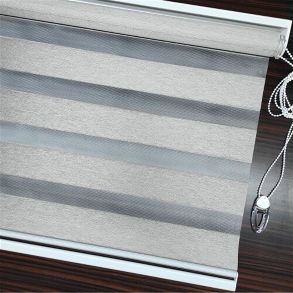 ZEBRA PERDEHİLAL TEKSTİLKISMET HT - 605HİLAL TEKSTİL VE DERİ ÜRÜNLERİ GIDA SAN. TİC. LTD. ŞTİ.KARARTMA BLACKOUT ZEBRA PERDE 3 FARKLI RENK SEÇENEĞİ