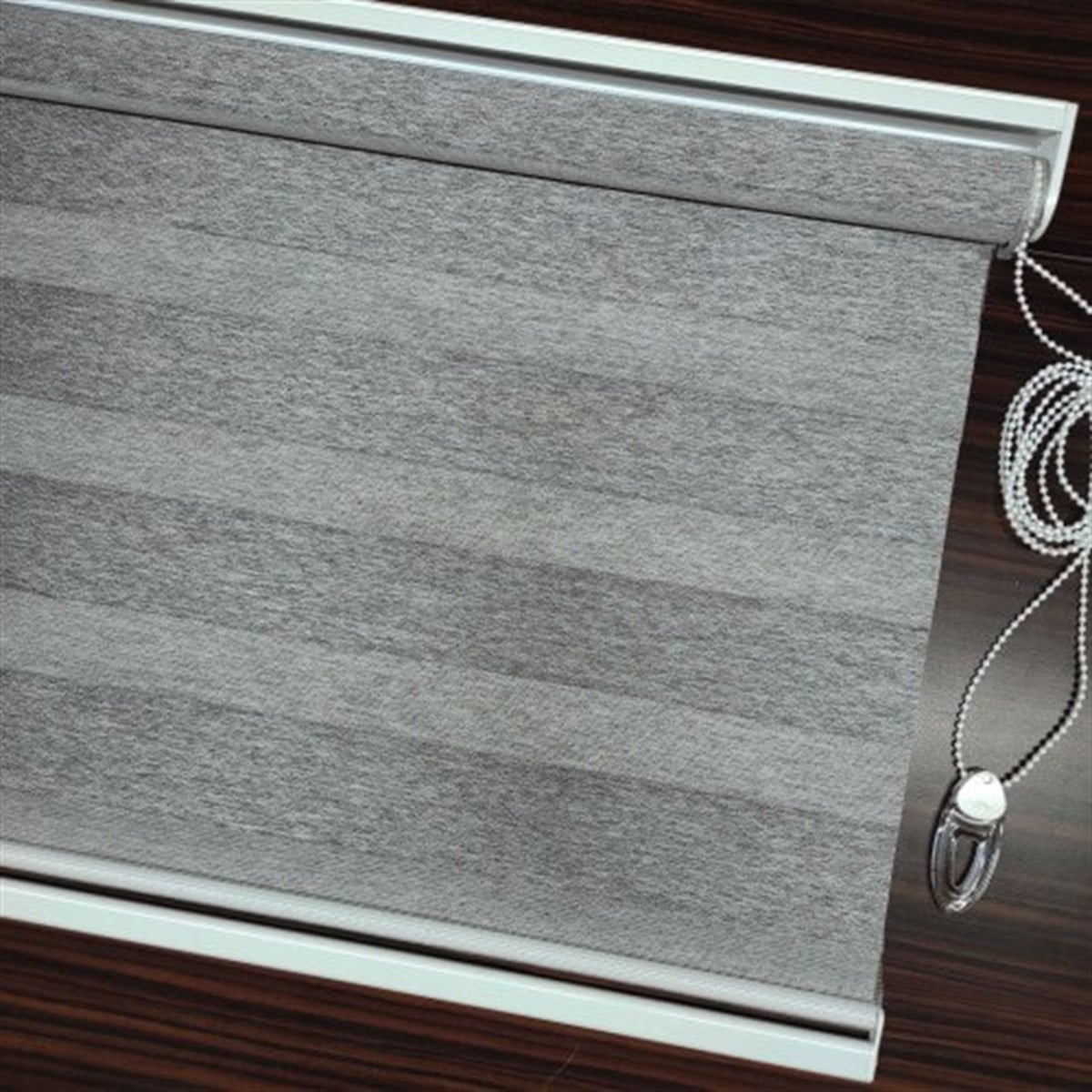 ZEBRA PERDEHİLAL TEKSTİLKISMET HT - 605HİLAL TEKSTİL VE DERİ ÜRÜNLERİ GIDA SAN. TİC. LTD. ŞTİ.KARARTMA BLACKOUT ZEBRA PERDE 3 FARKLI RENK SEÇENEĞİ