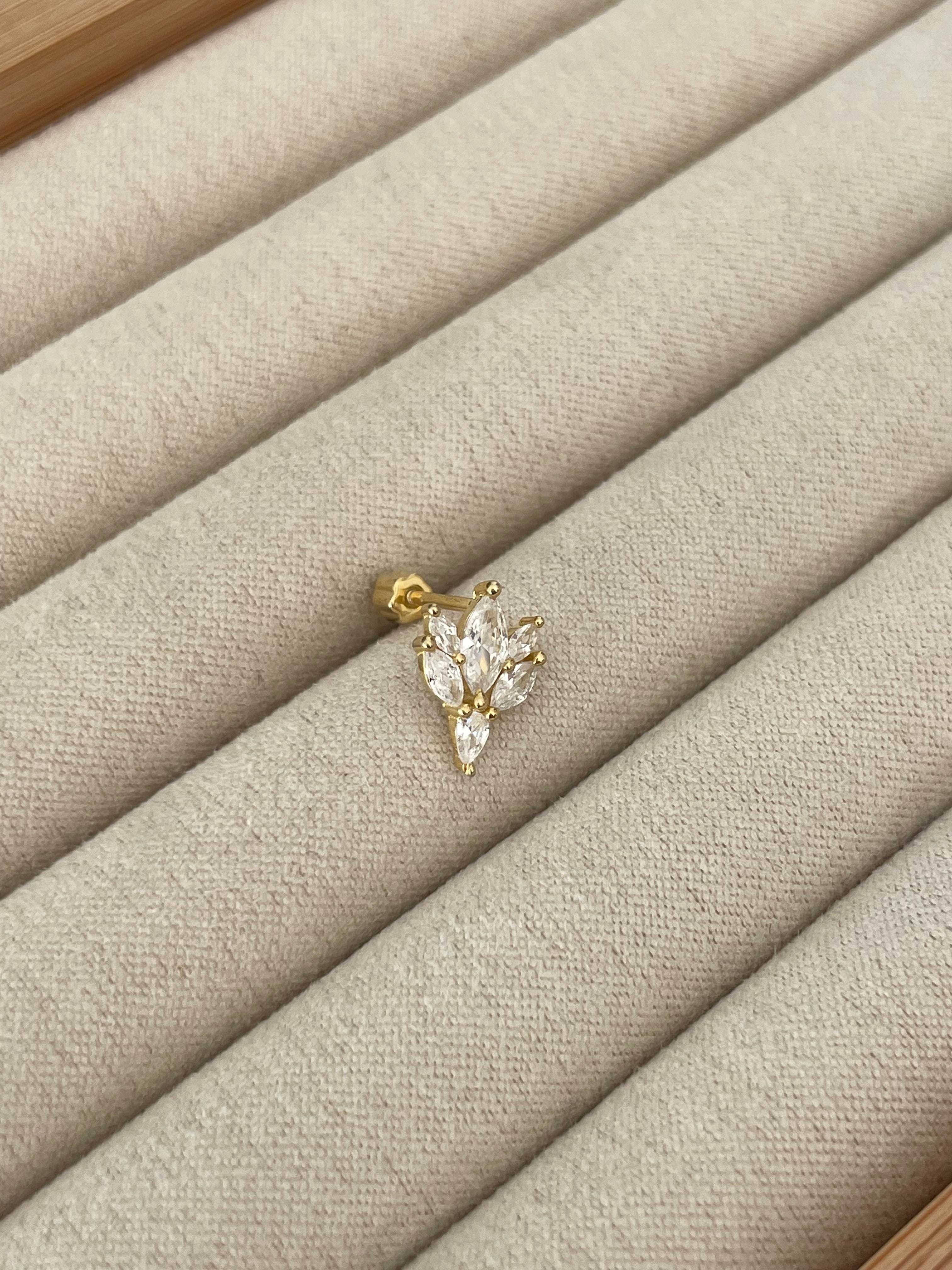 Çok Taşlı Lotus Piercing