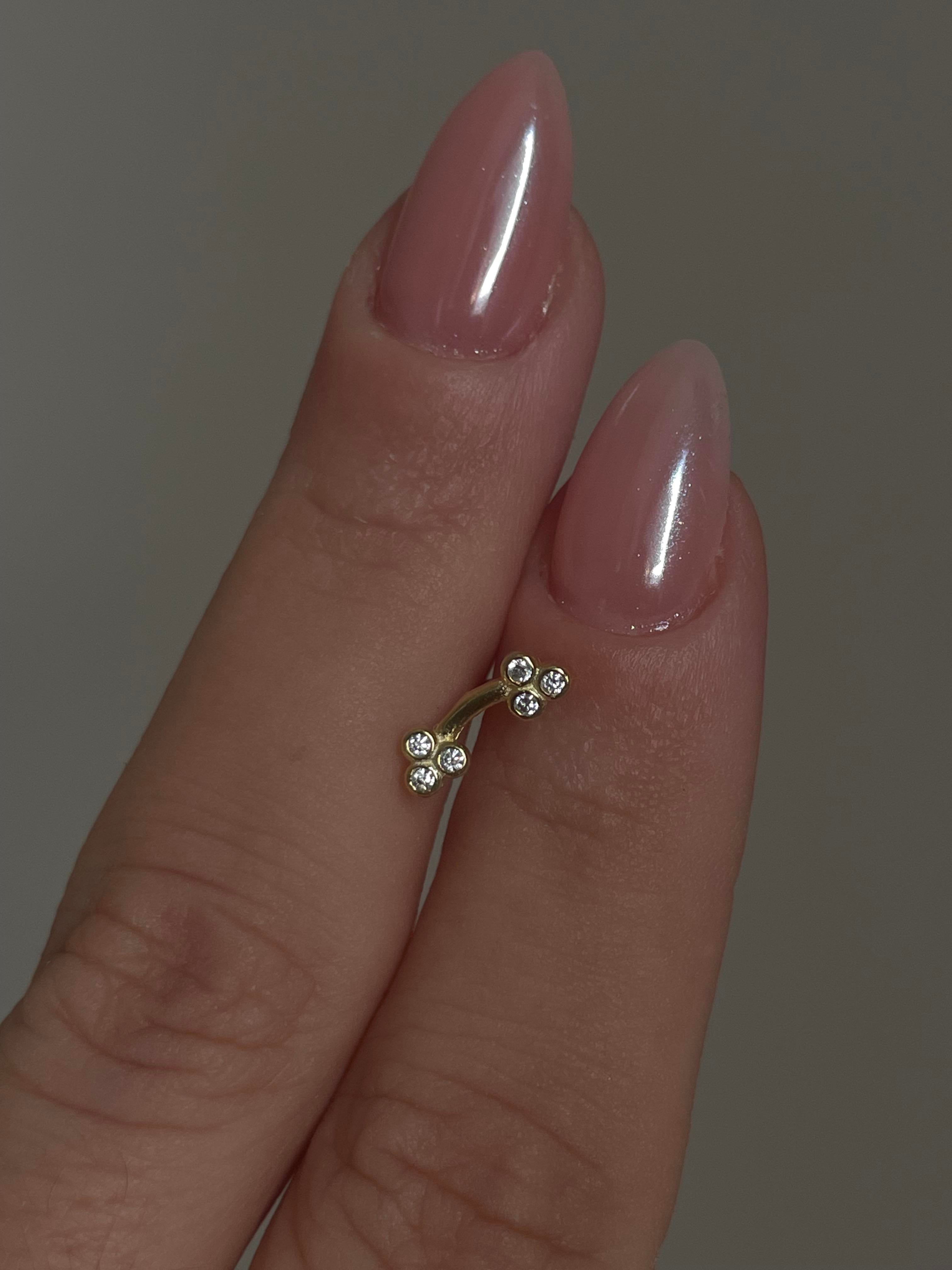 İki Tarafı Toplu Piercing