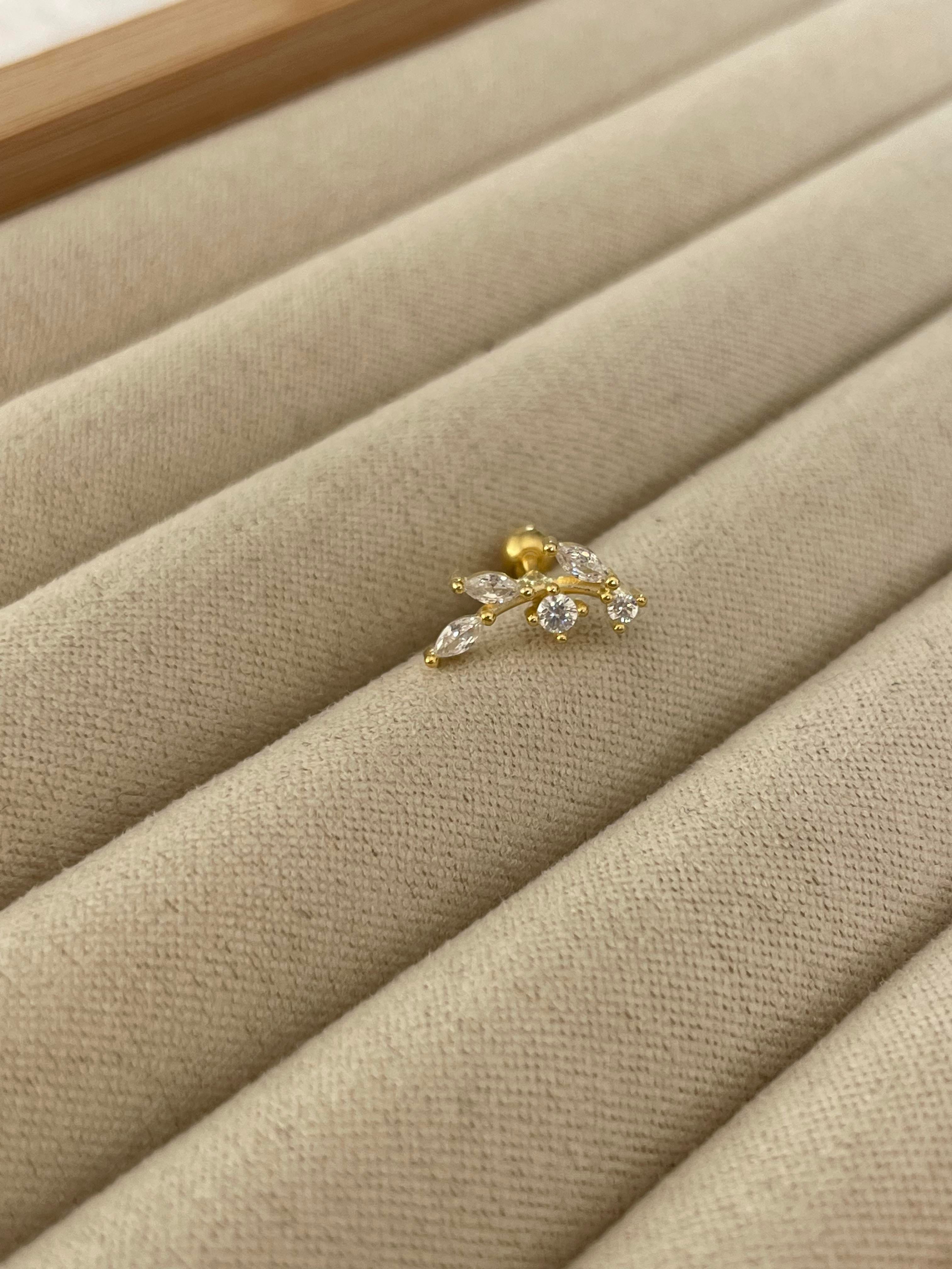 Taşlı Yaprak Şekilli Piercing