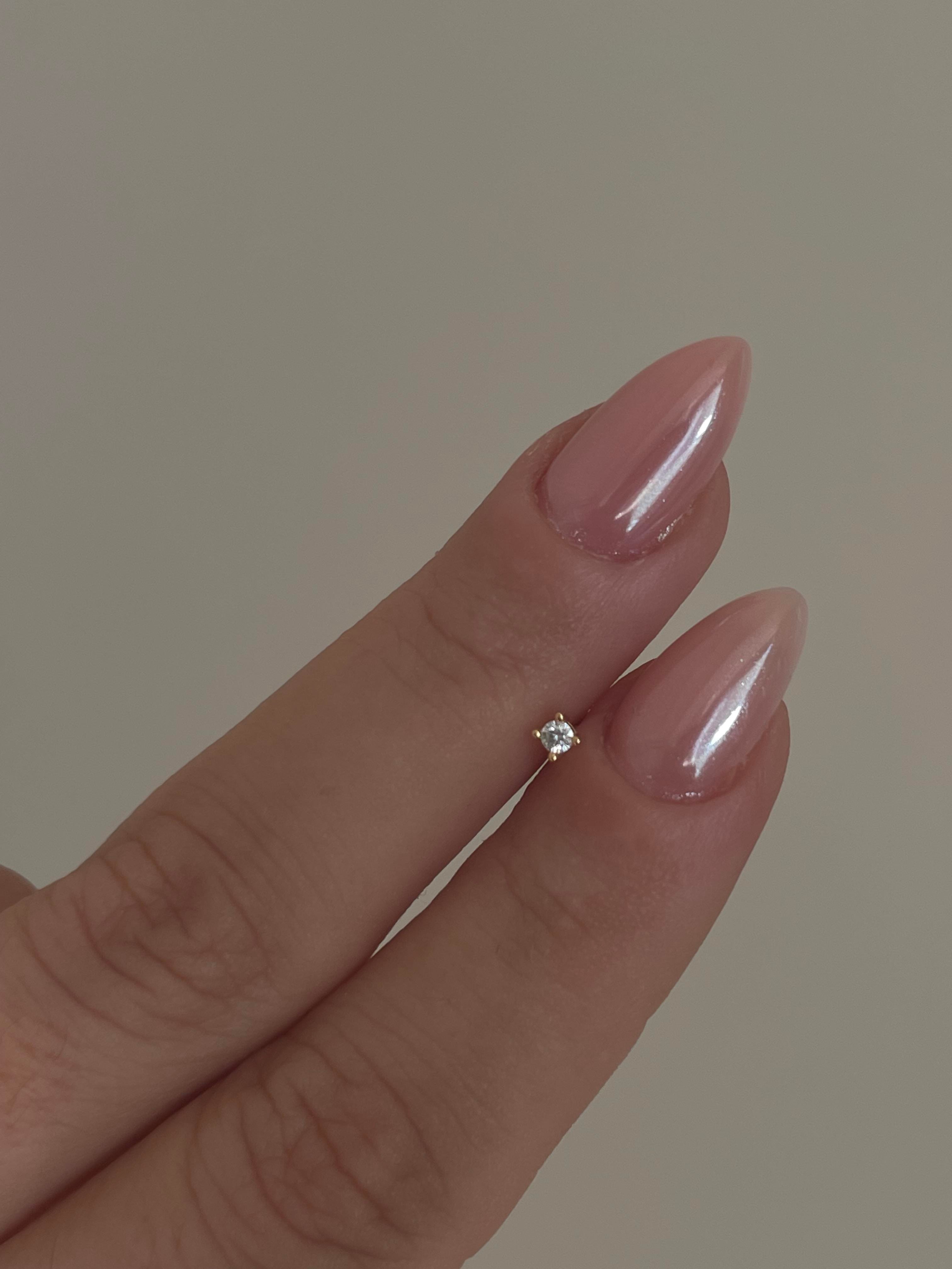 Tek Taşlı Piercing