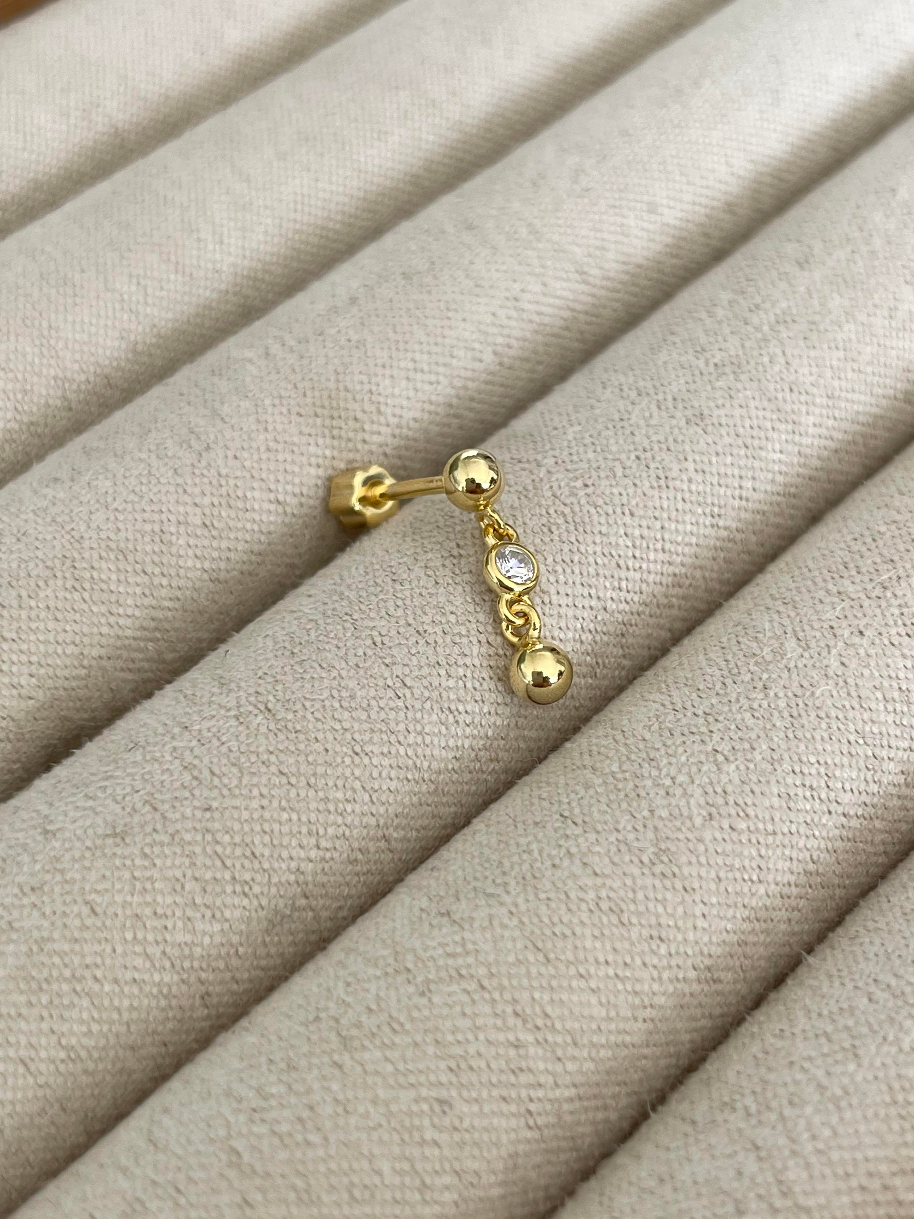 Top Taş Detaylı Uzun Piercing