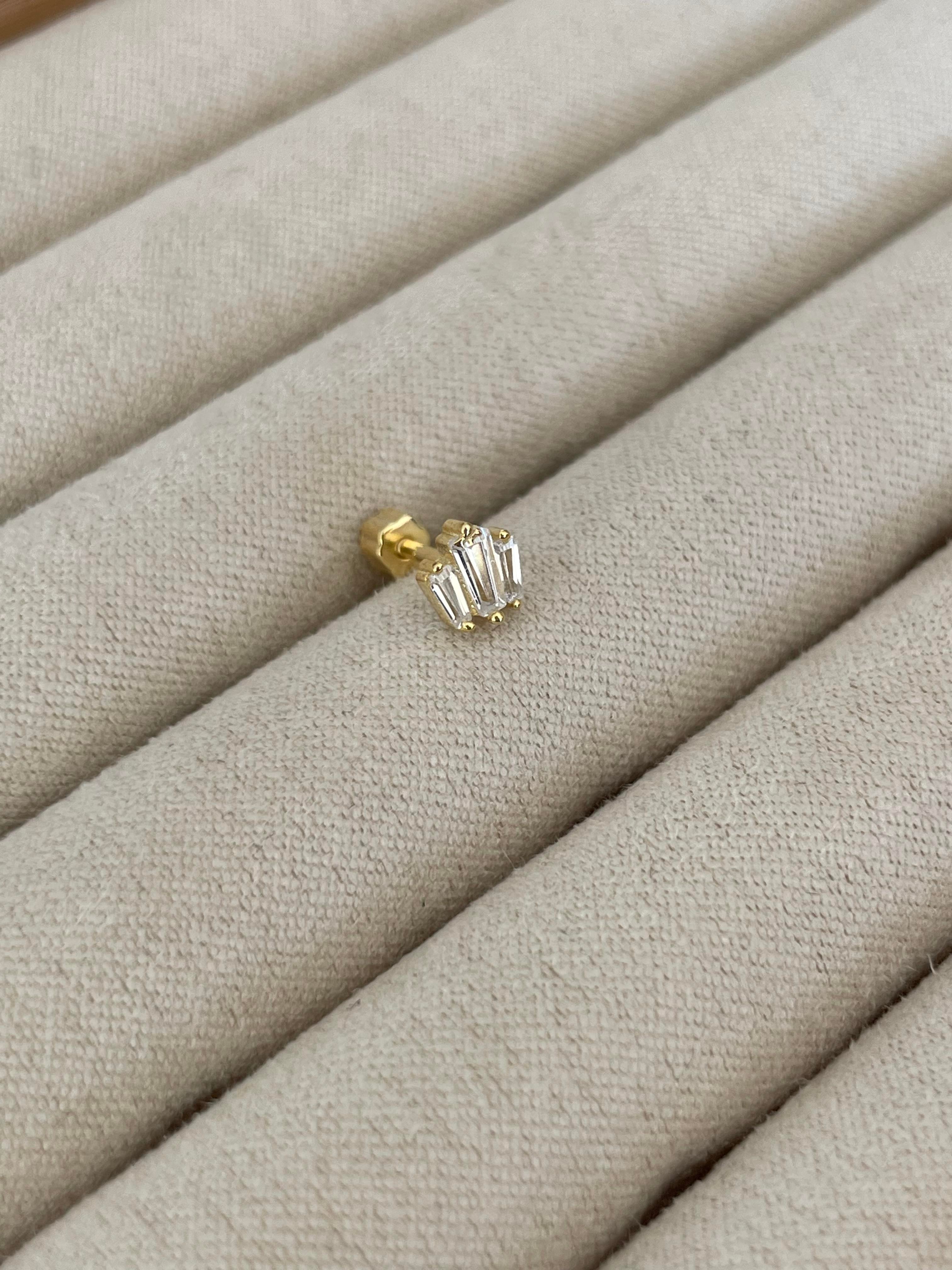 Üç Baget Taşlı Piercing