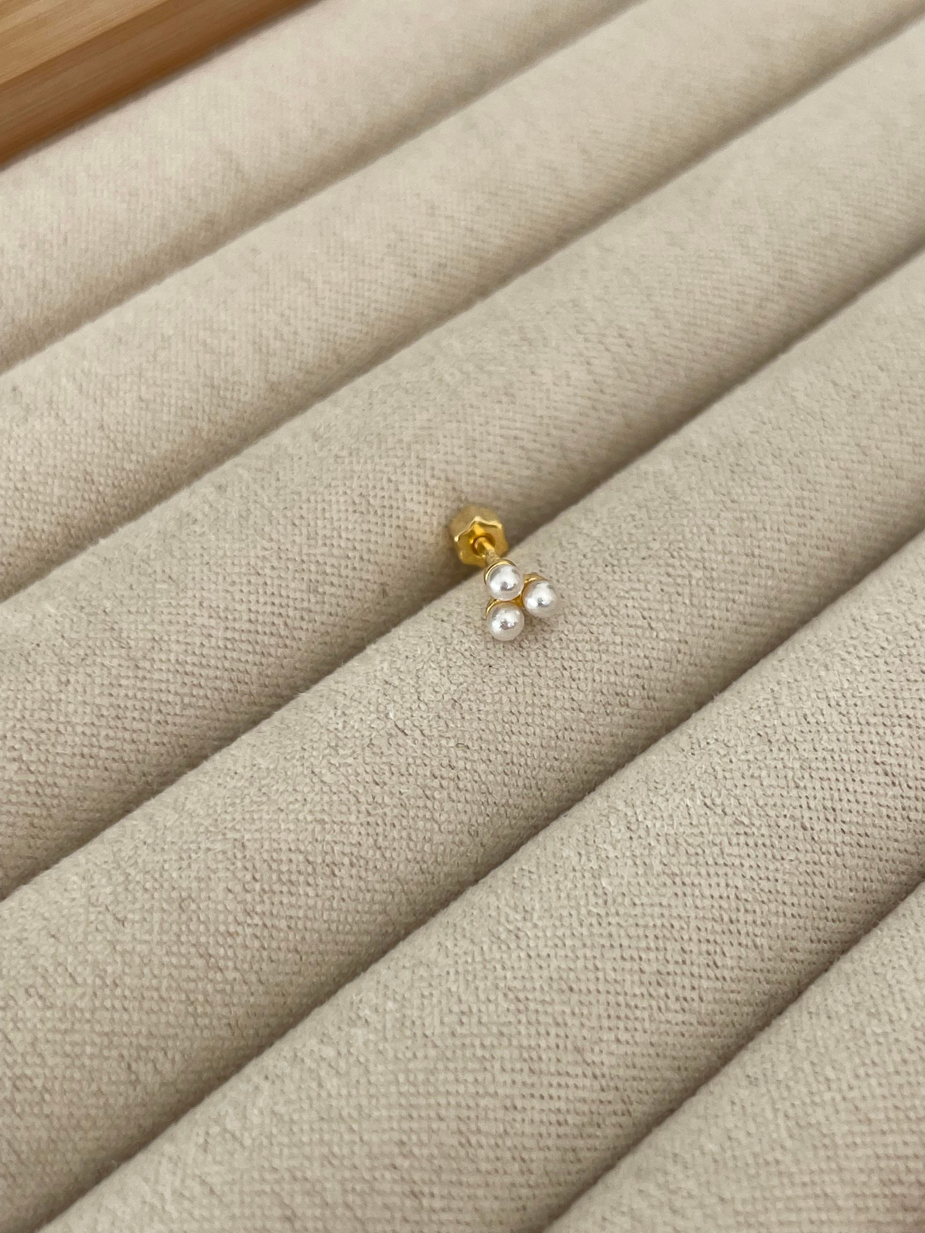 Üç İncili Piercing