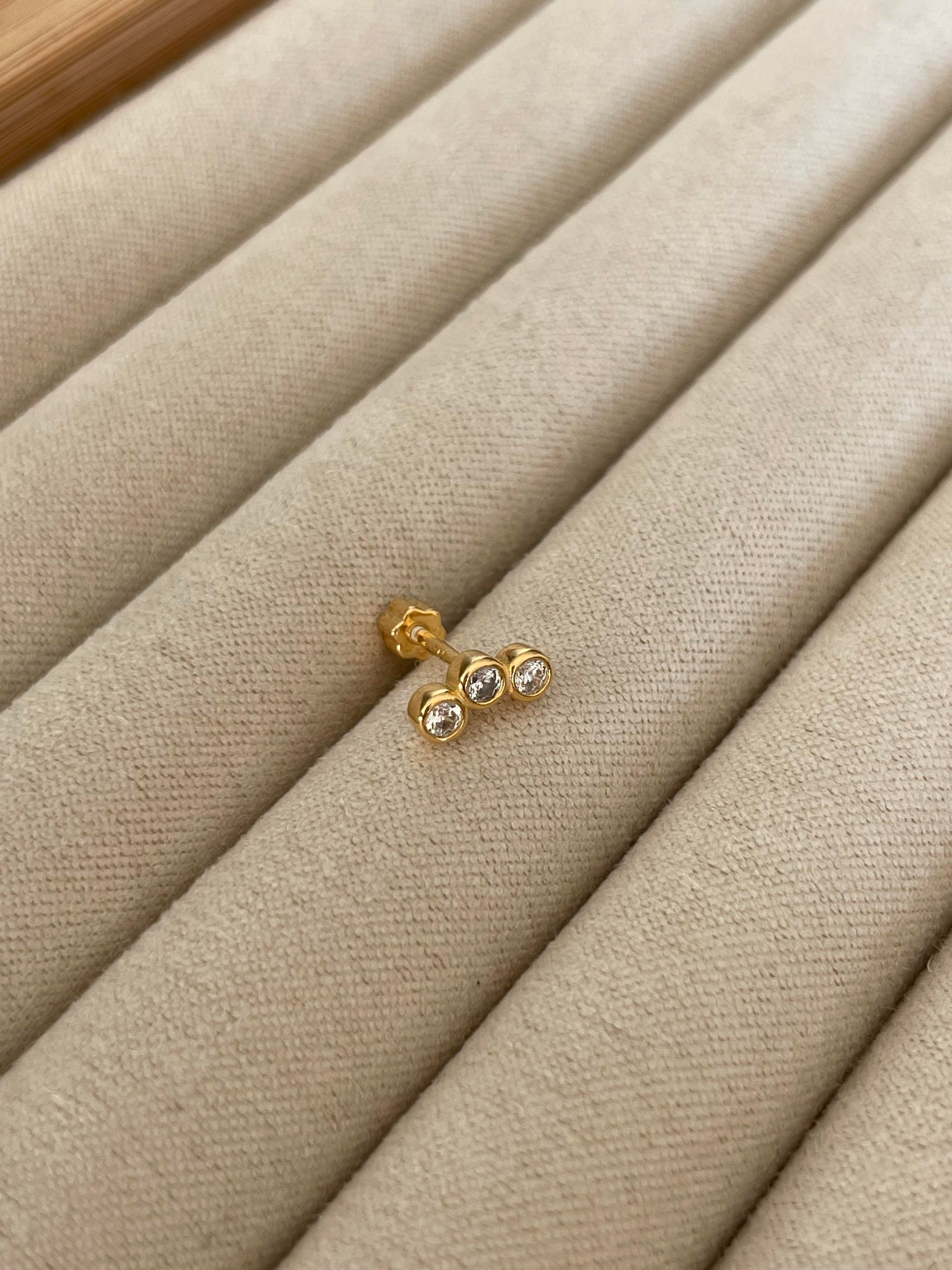 Üç Taşlı Piercing