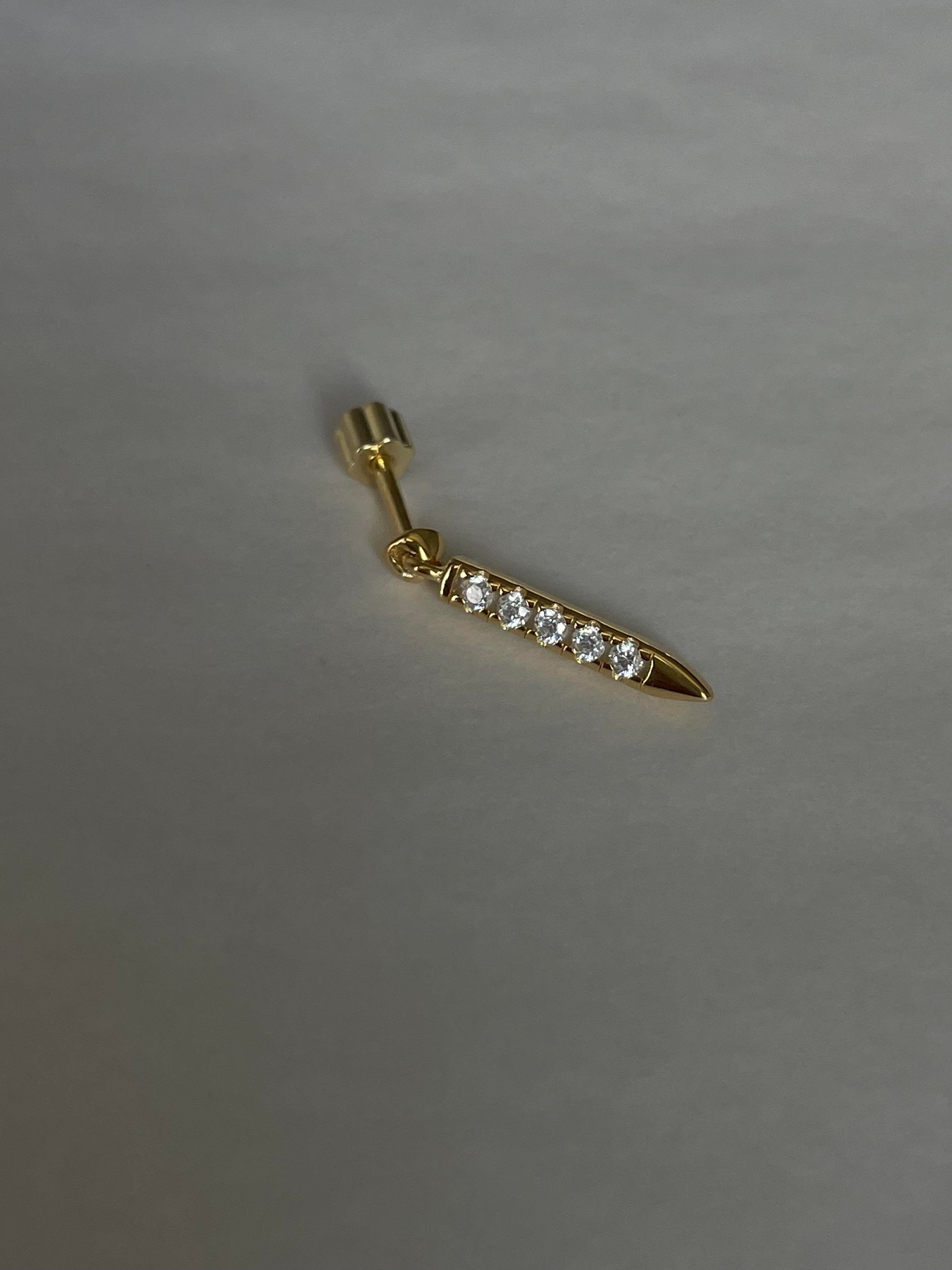 Ucu Sivri Çizgi Piercing