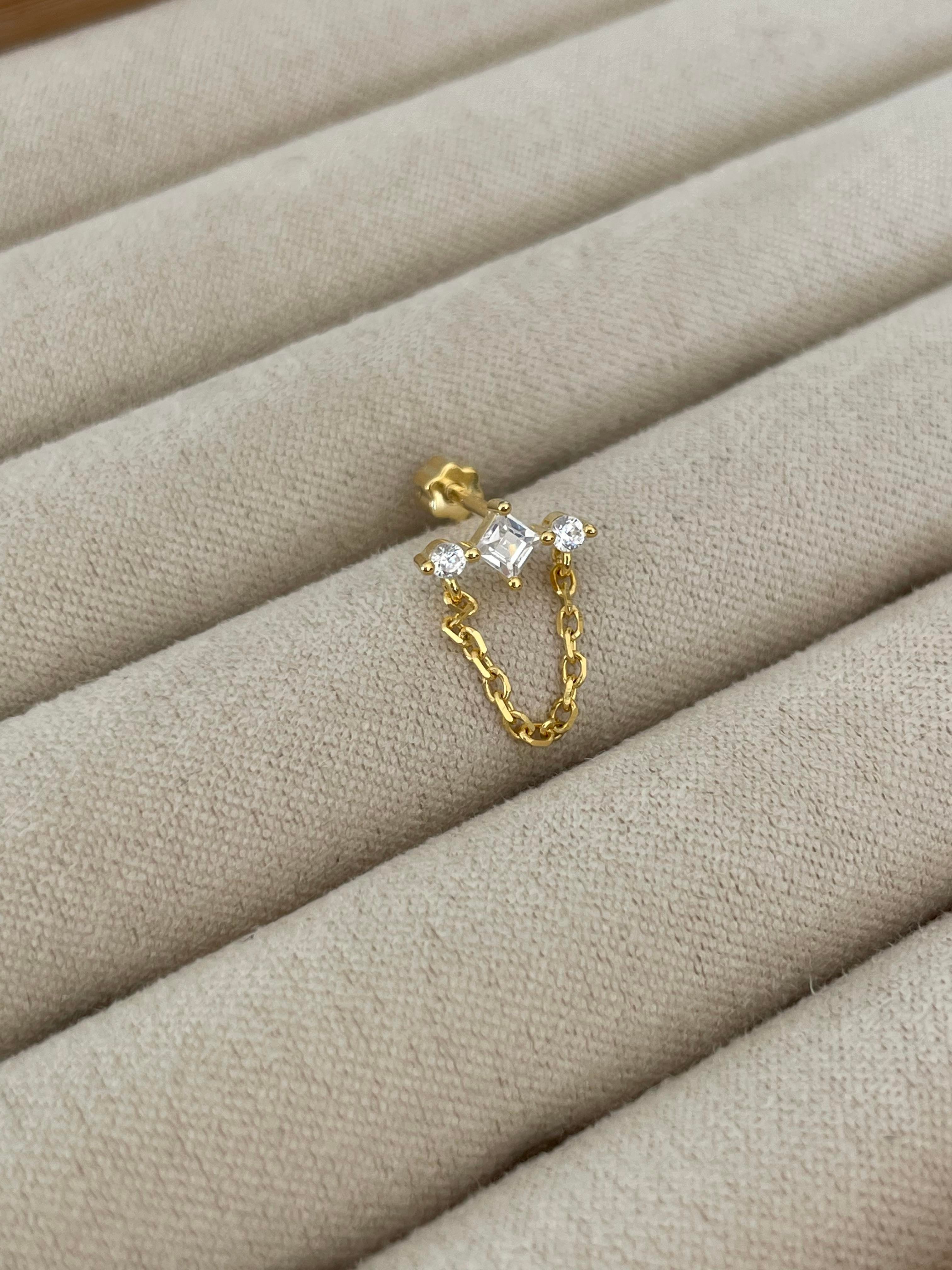 Zincirli Kare Yuvarlak Taşlı Piercing