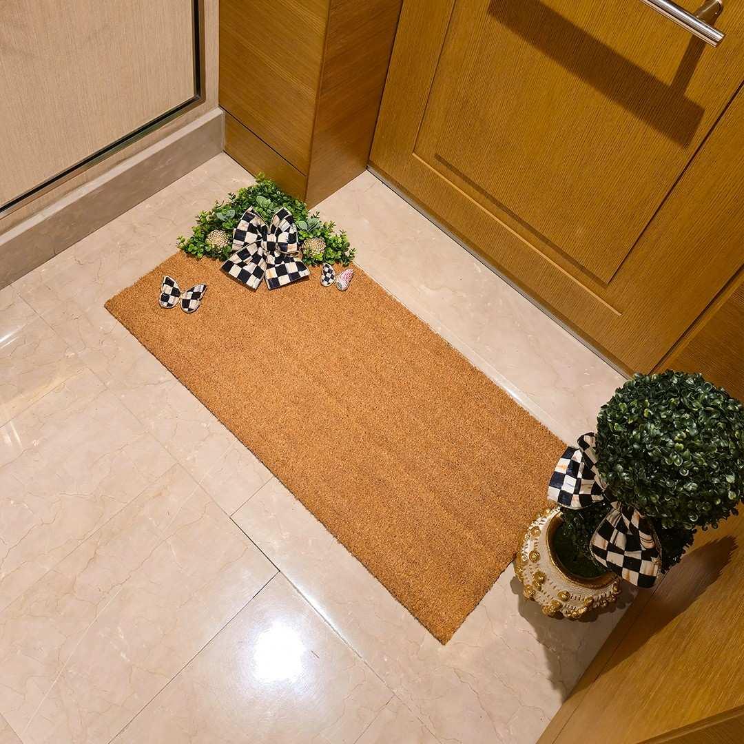 Özel Tasarım Kelebek Objeli Mackenzie-Childs Kurdeleli Paspas Büyük Boy Model 1