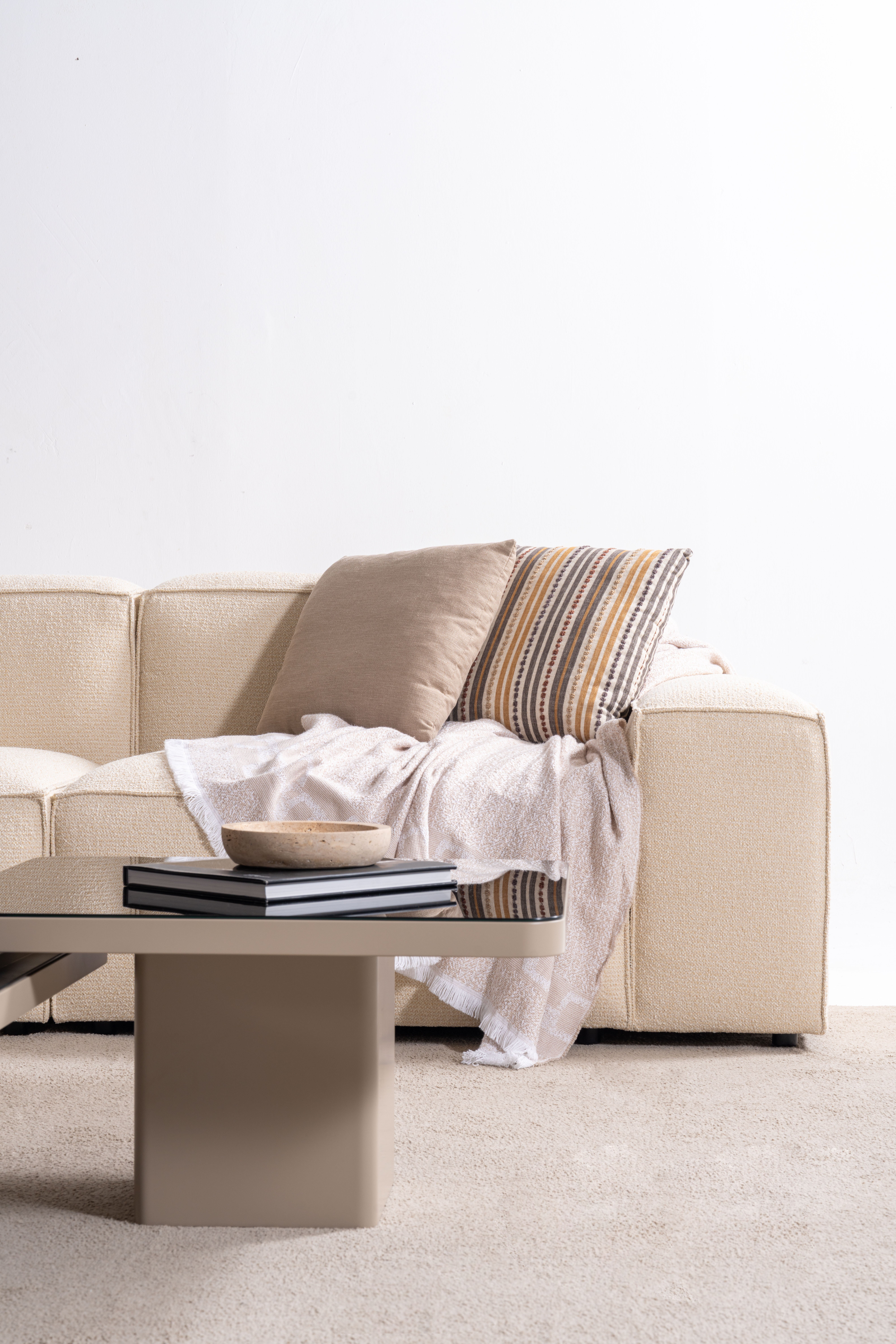 Nova 4'lü Uzanmalı Köşe Koltuk | Star Home MobilyaModern Köşe KoltuklarıAta ConceptSTAR HOME MOBİLYANova 4'lü Uzanmalı Köşe Koltuk