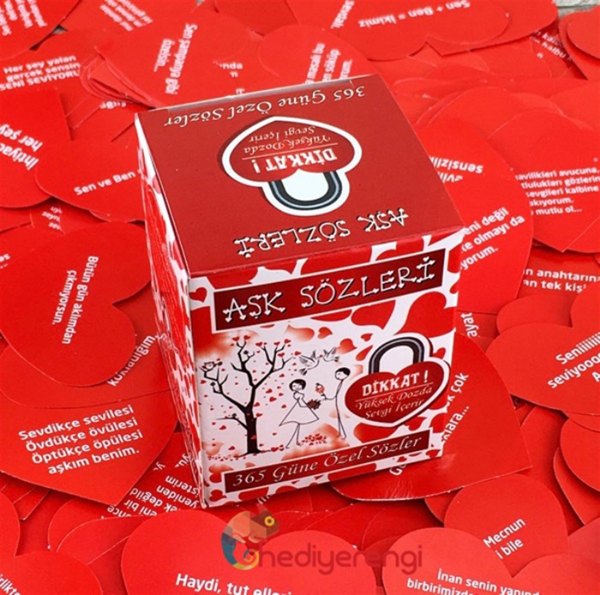 365 Güne Özel Kalpli Aşk Kartları  