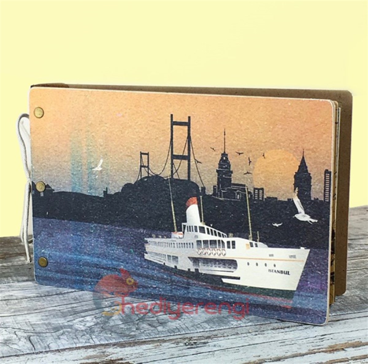 Ahşap Kapaklı İstanbul Temalı Fotoğraf Albümü
