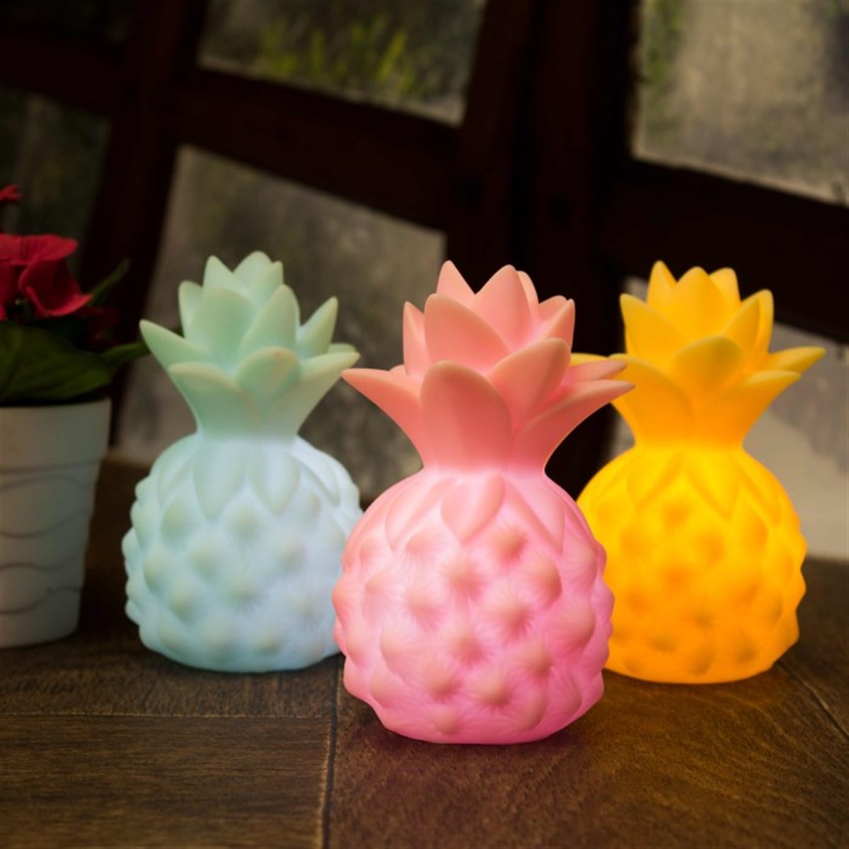 Ananas Tasarımlı Ledli Gece Lambası