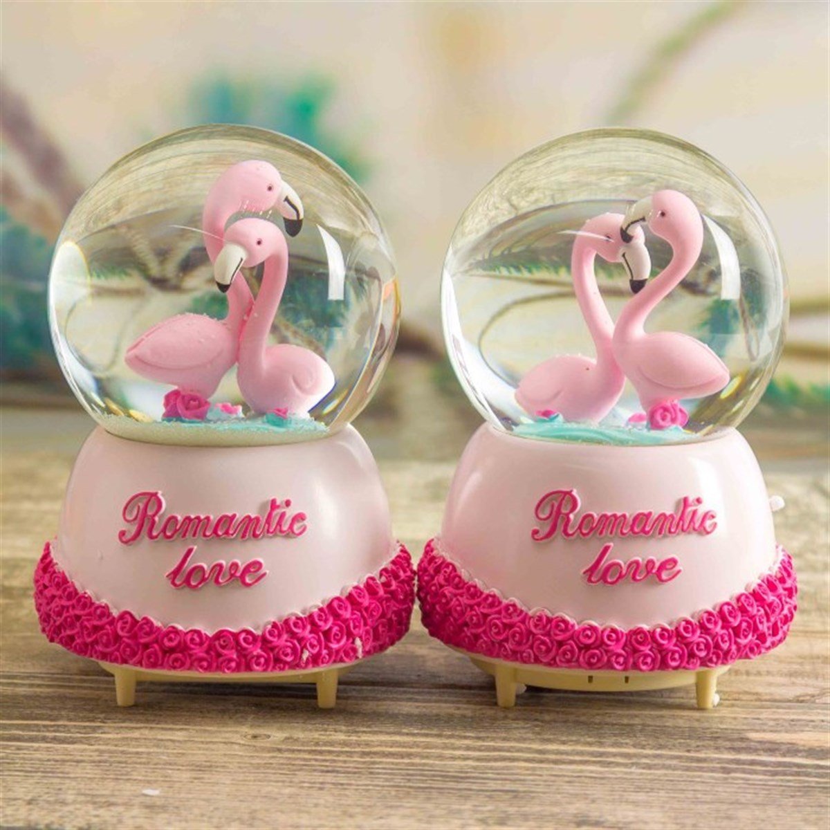 Flamingo Temalı Işıklı Kar Küresi ve Müzik Kutusu Büyük Boy