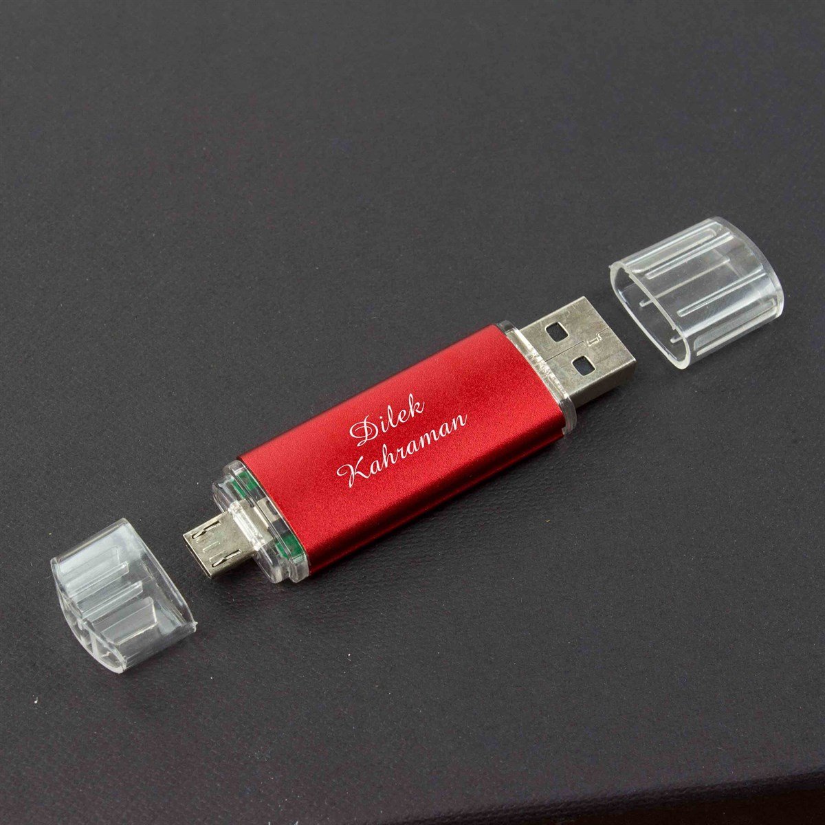 İsme Özel 2600 Mah. Powerbank 8 Gb Usb ve Kalem Seti Kırmızı