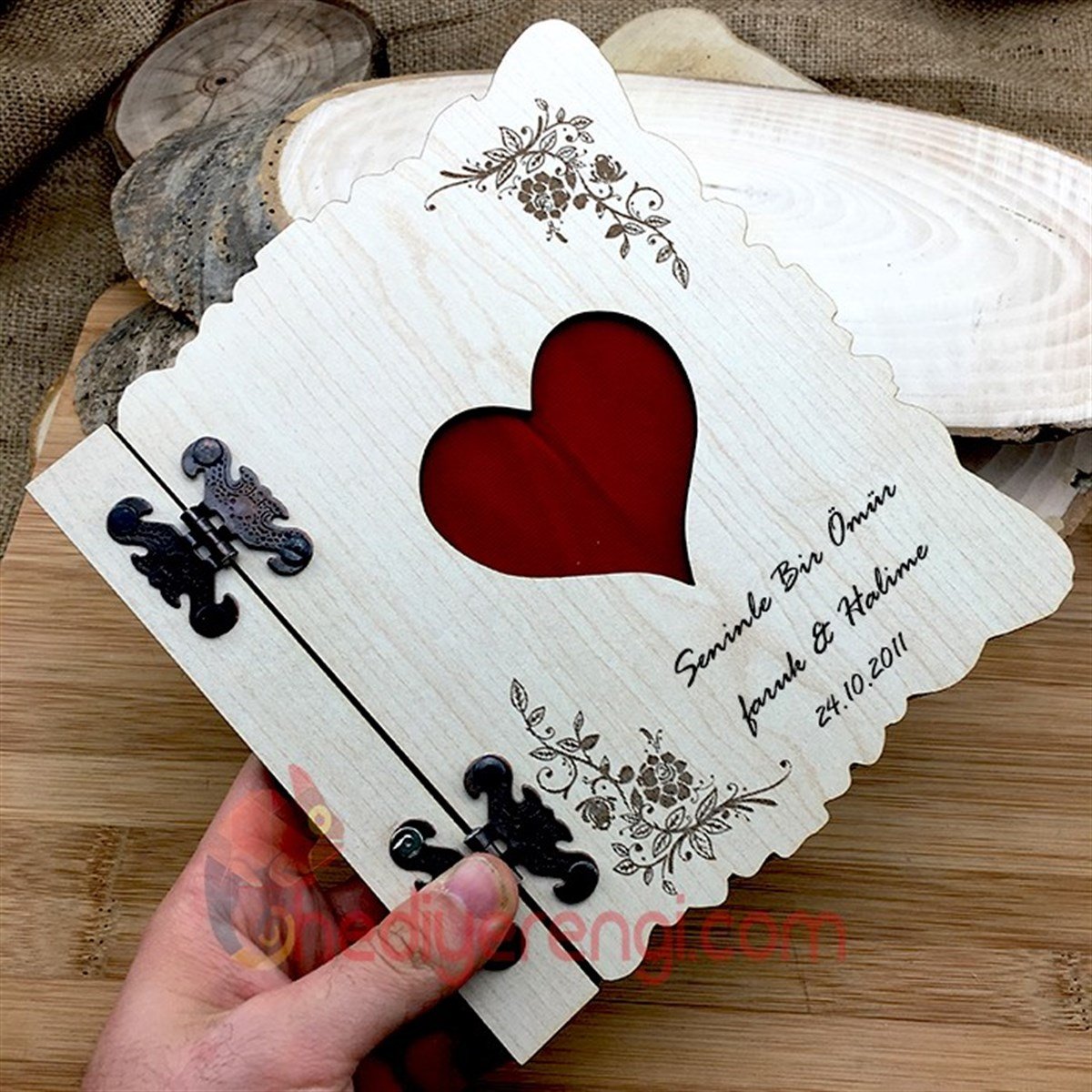 İsme Özel Ahşap Kapaklı Aşk Temalı Retro Defter