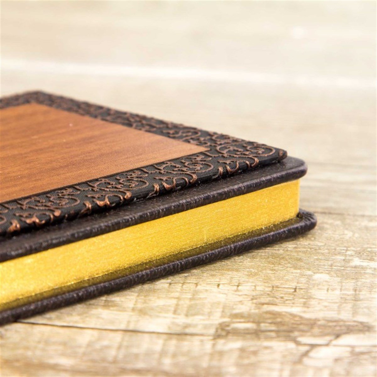 İsme Özel Ahşap Kapaklı Premium Defter ve Kalem Seti Küçük Boy