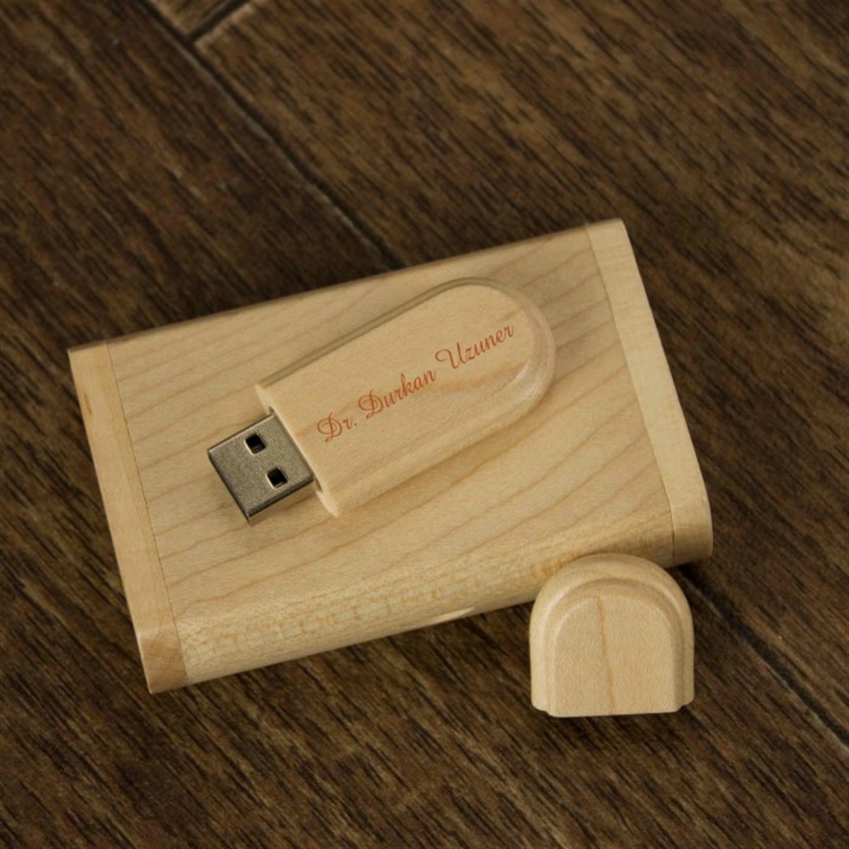 İsme Özel Ahşap Usb Bellek 16 GB