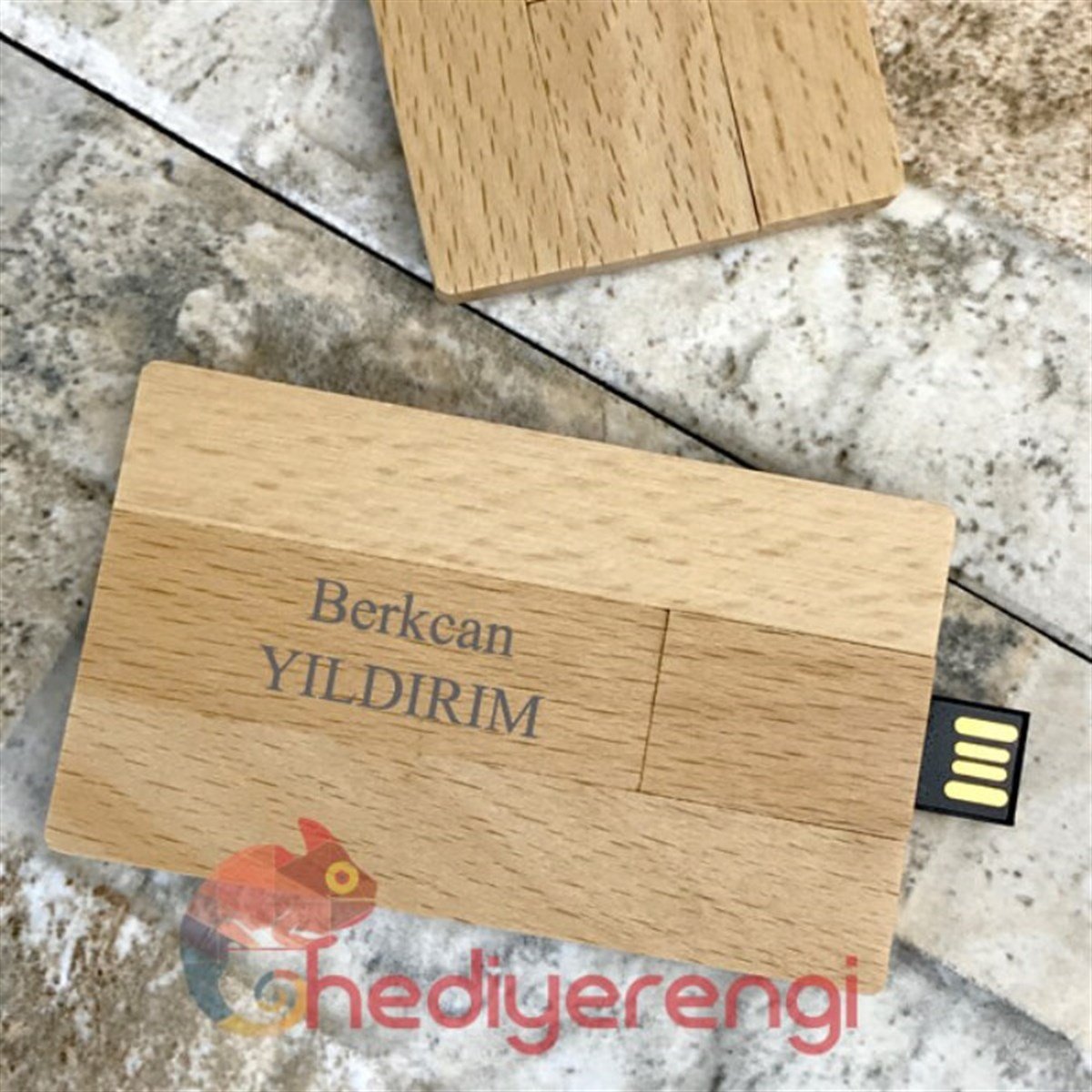 İsme Özel Bambu Kart Tasarımlı Usb Bellek 8 Gb