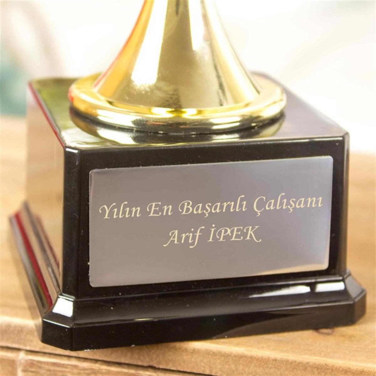 İsme Özel Çift Kulplu Kupa Ödülü 