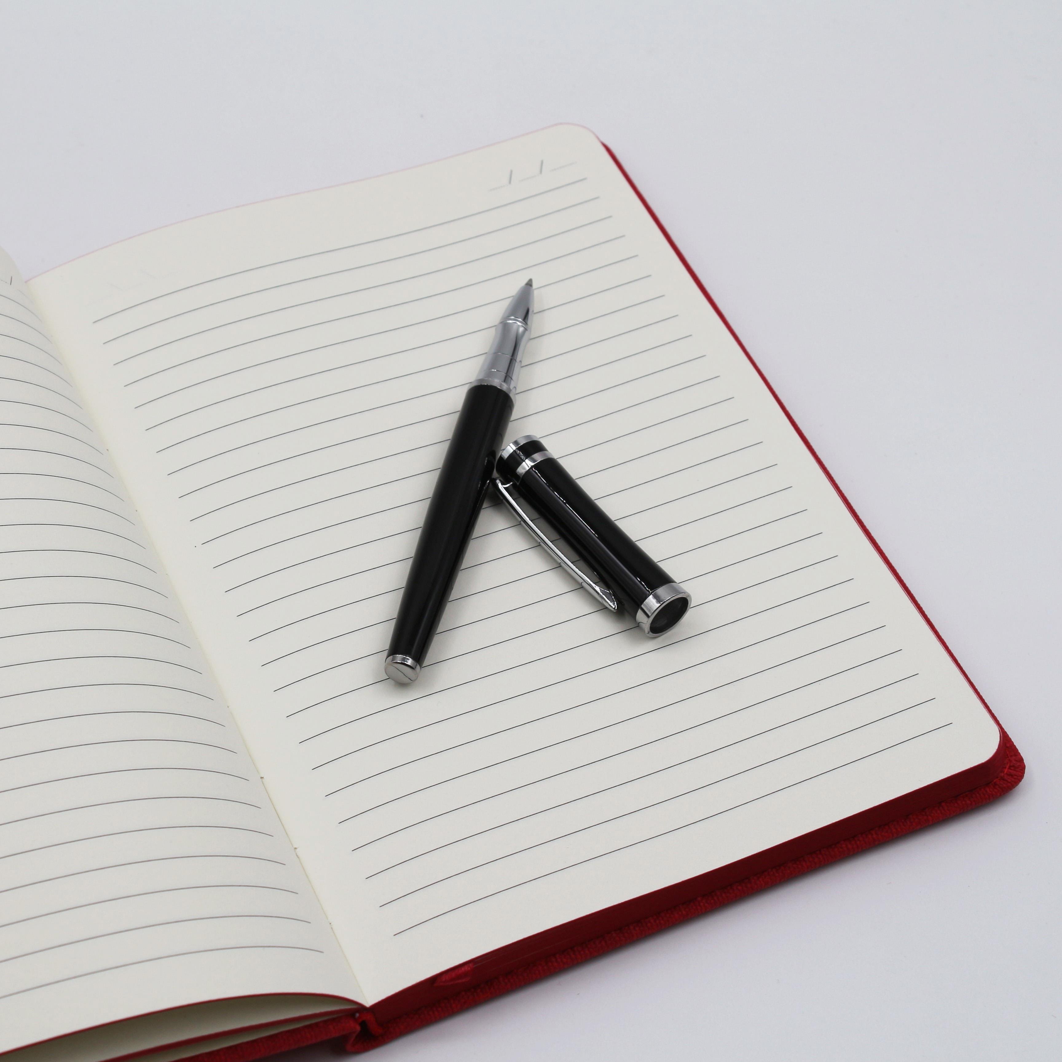 İsme Özel Çift Renkli Premium Defter ve Roller Kalem Seti - Renk Seçenekli