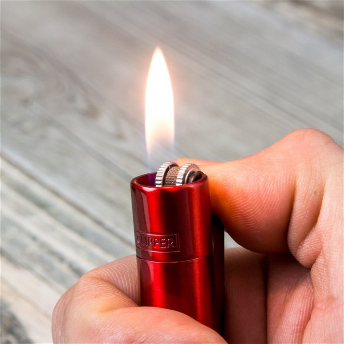 İsme Özel Clipper Marka Metal Çakmak Kırmızı