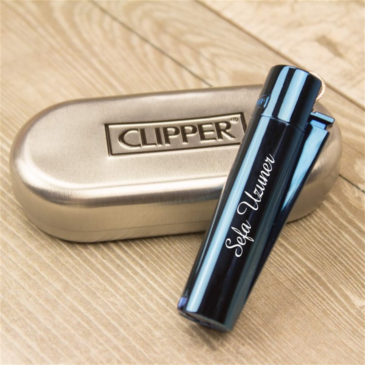 İsme Özel Clipper Marka Metal Çakmak Parlement Mavisi