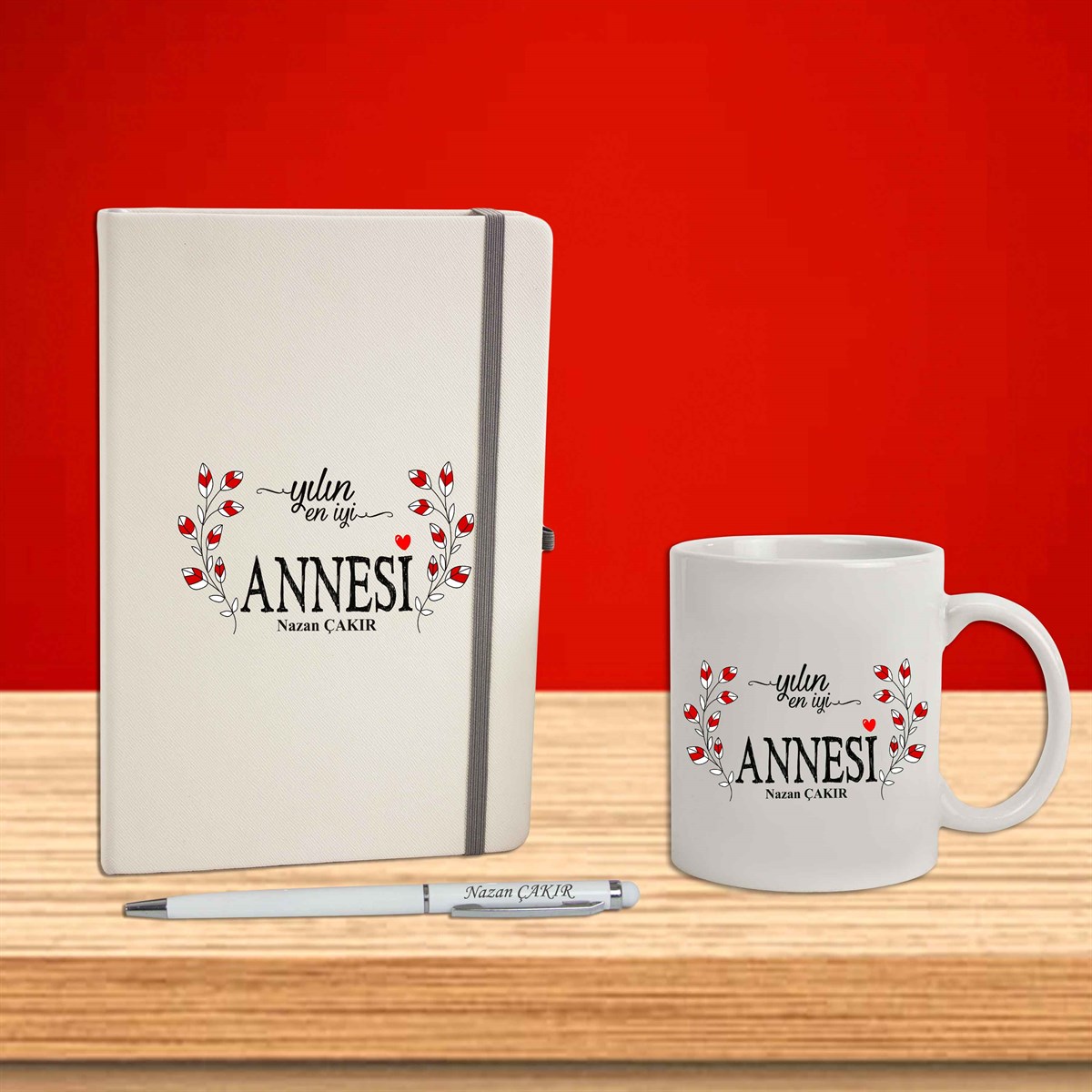 İsme Özel Defter Kalem Ayna Ve Kupa Bardak Seti - Yılın En İyi Annesi