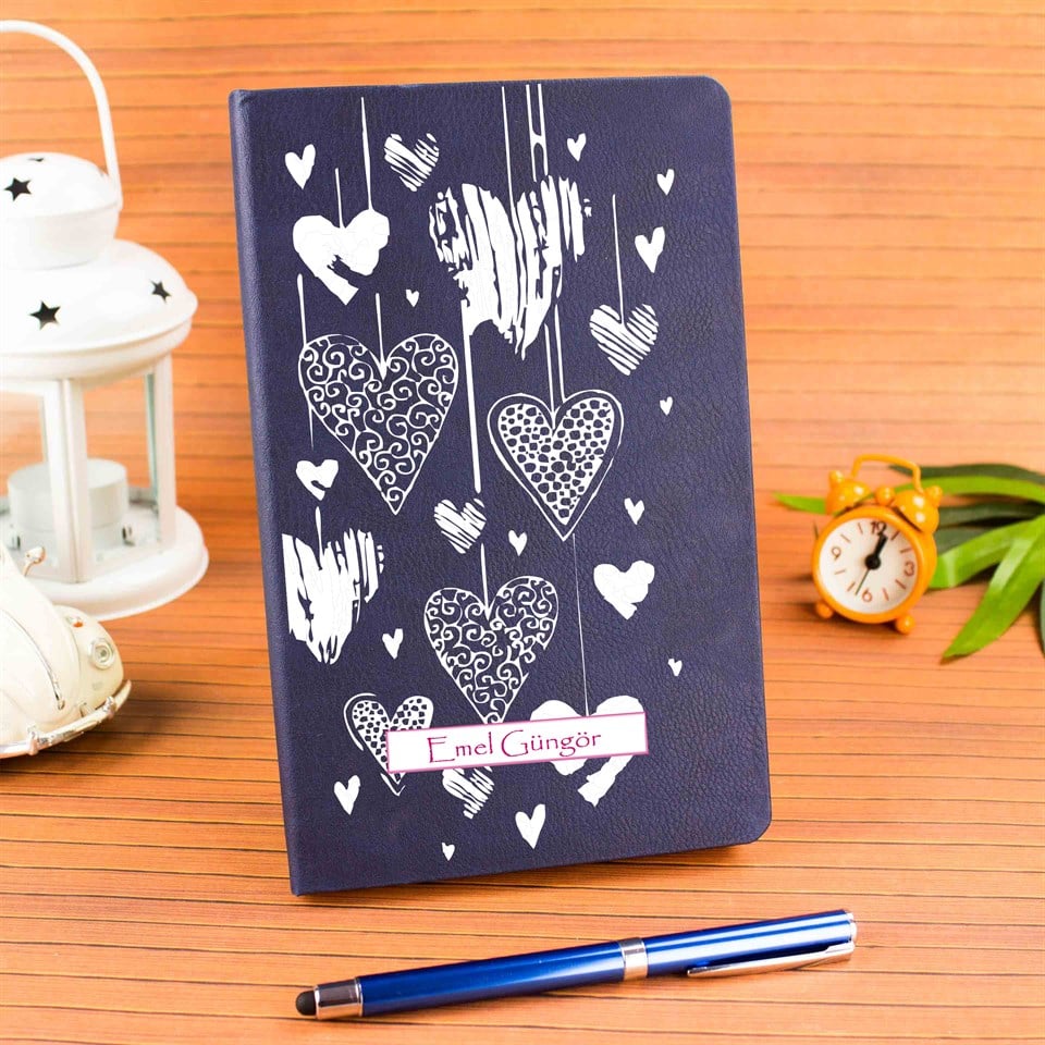 İsme Özel Defter Kalem Seti Hediye Kutusu - Renkli Kalp Tasarımlı