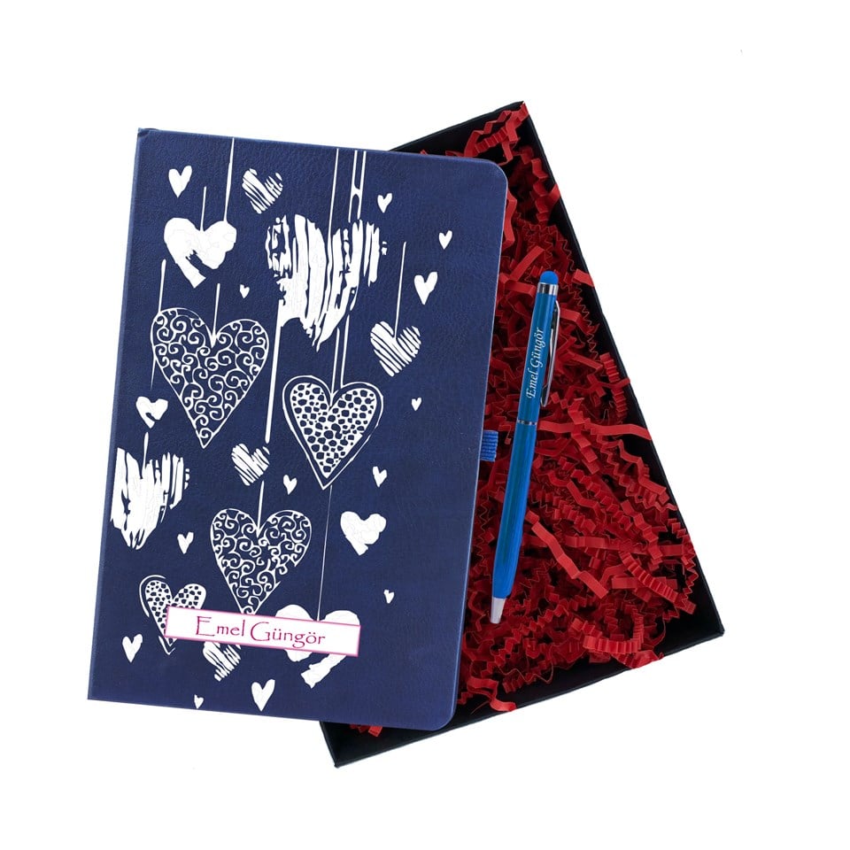 İsme Özel Defter Kalem Seti Hediye Kutusu - Renkli Kalp Tasarımlı