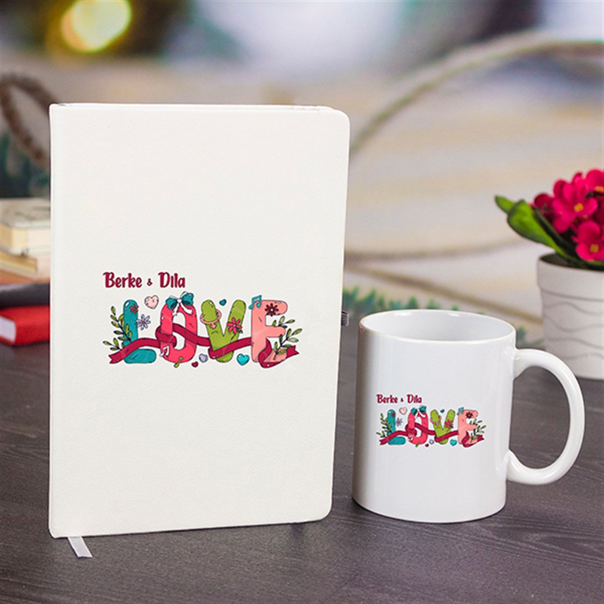 İsme Özel Defter ve Kupa Bardak Seti - Çiçekli Love Temalı