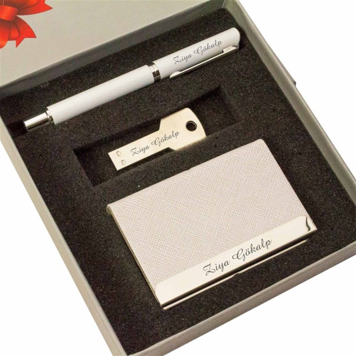 İsme Özel Exclusive Kartvizitlik Usb Bellek ve Roller Kalem Seti