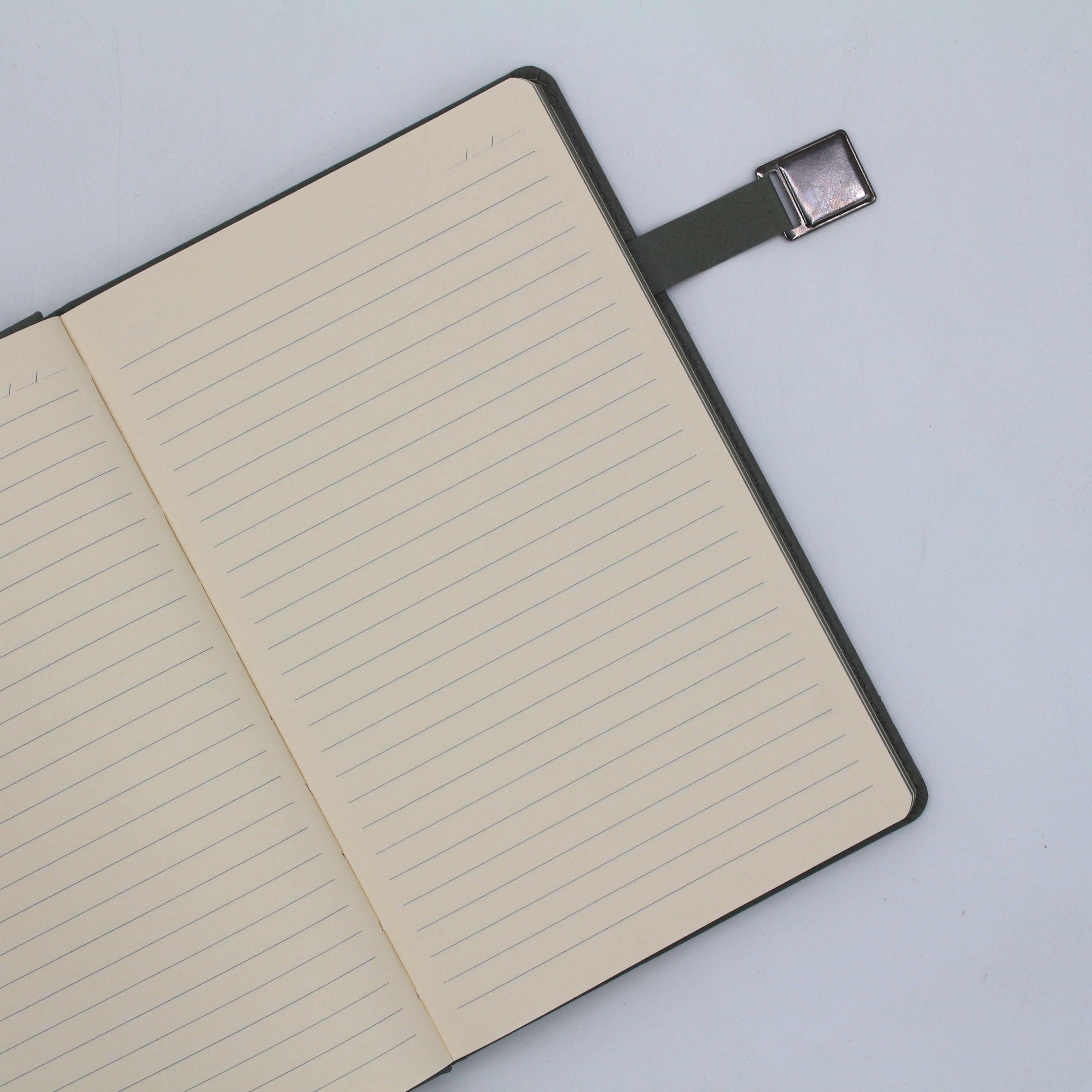 İsme Özel Exlucive Defter ve Roller Kalem Seti Tasarım Kutulu