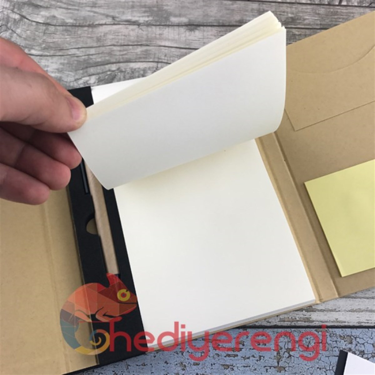 İsme Özel Geri Dönüşümlü Organizerli Defter Renkli Stickerlar ve Kalem Seti