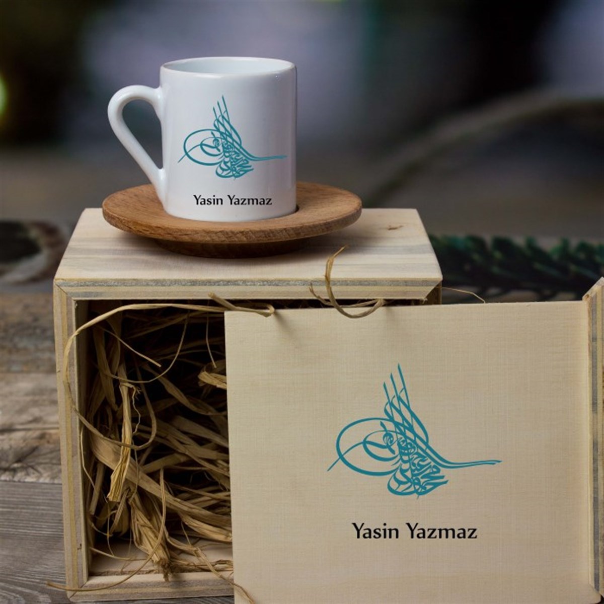 İsme Özel Hediyelik Türk Kahvesi Fincanı Seti Ahşap Kutulu - Tuğra