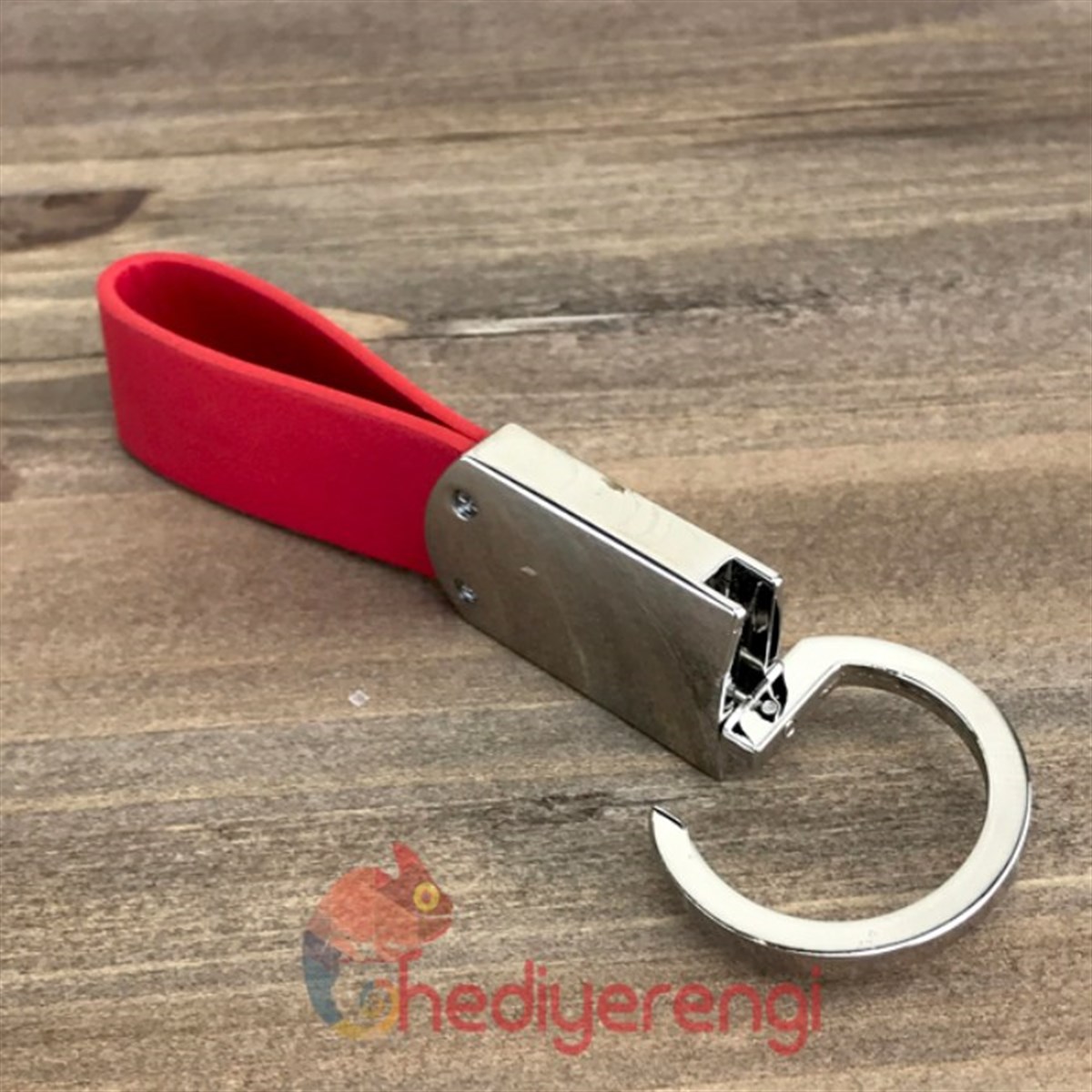 İsme Özel Kırmızı Derili ve Metal Anahtarlık
