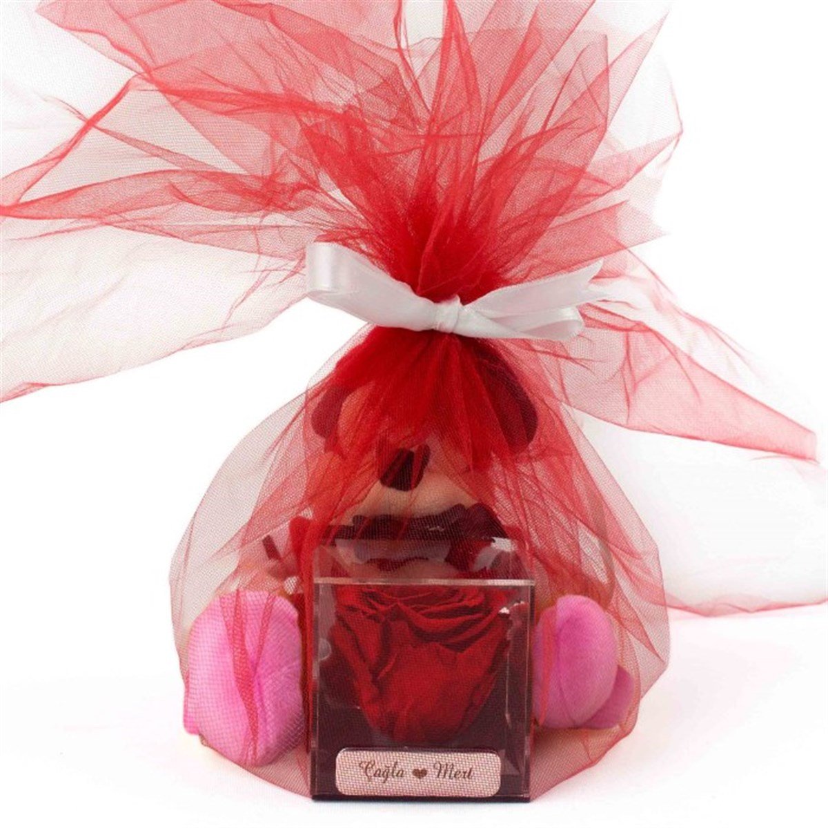 İsme Özel Kırmızı Solmayan Gül ve Minnie Mouse Peluş Aranjmanı 