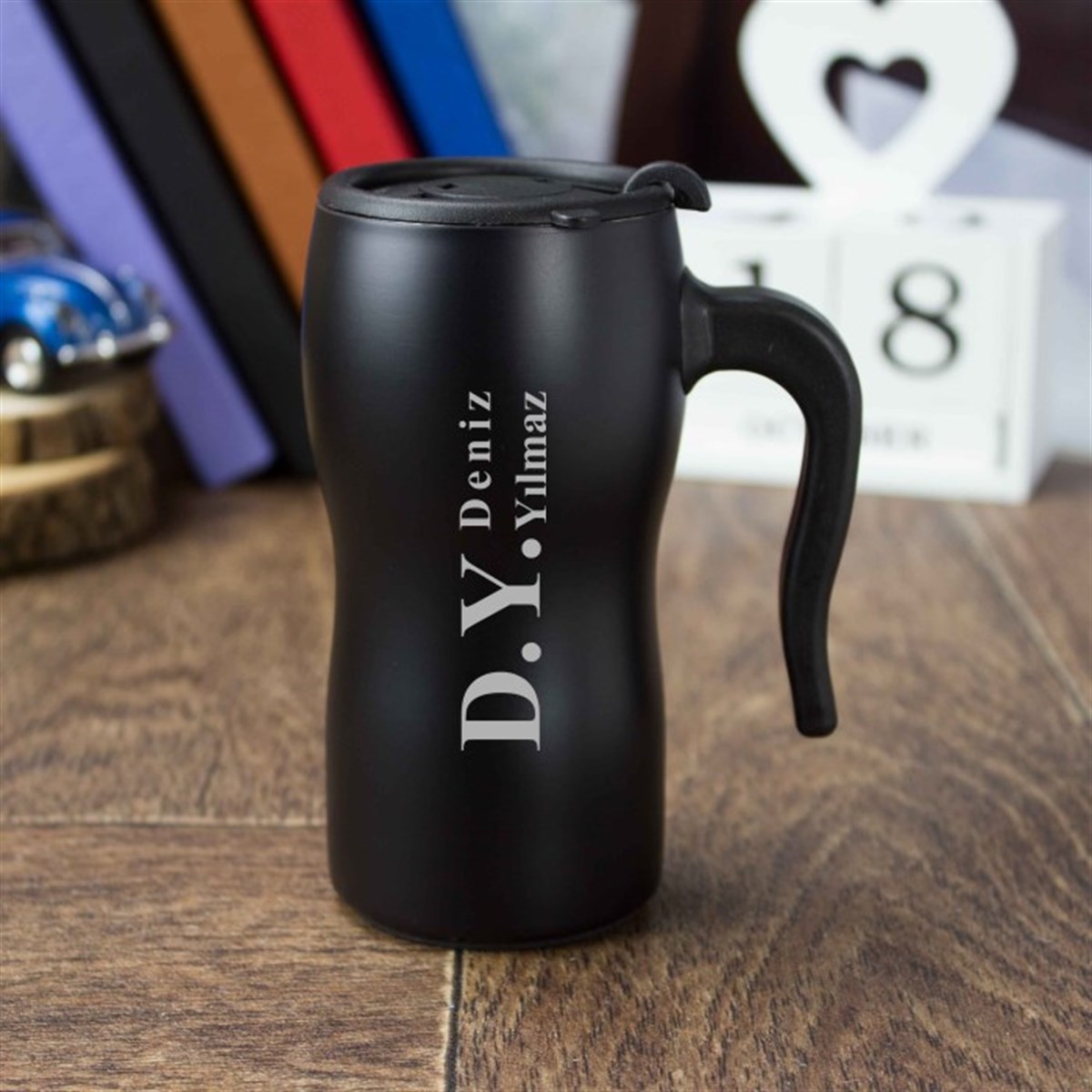 İsme Özel Kulplu Çelik Termos Bardak İnce Belli Mat Siyah 280 ML M3