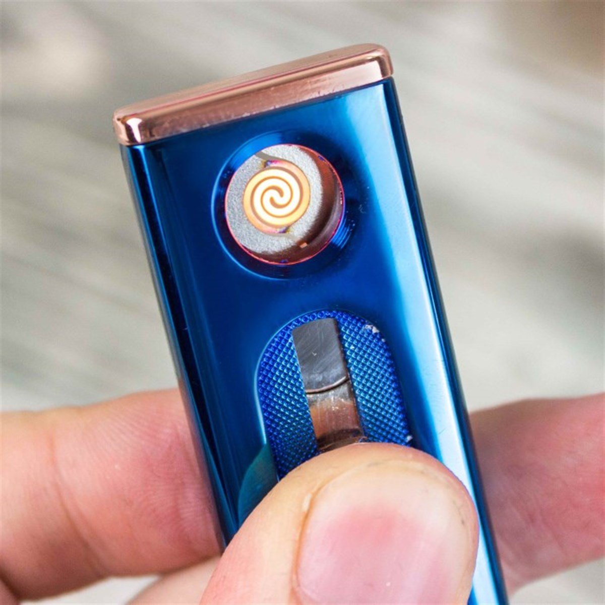 İsme Özel Lüx Usb Şarjlı Rezistanslı Metal Çakmak Lacivert (E-ZB-005)