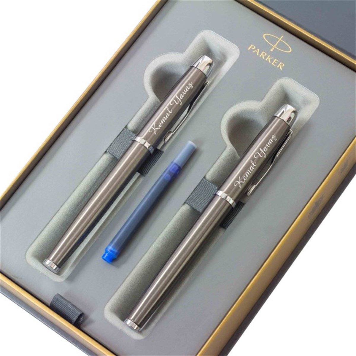 İsme Özel Parker Metal Exclusive Dolma Kalem ve Roller Kalem Seti Füme