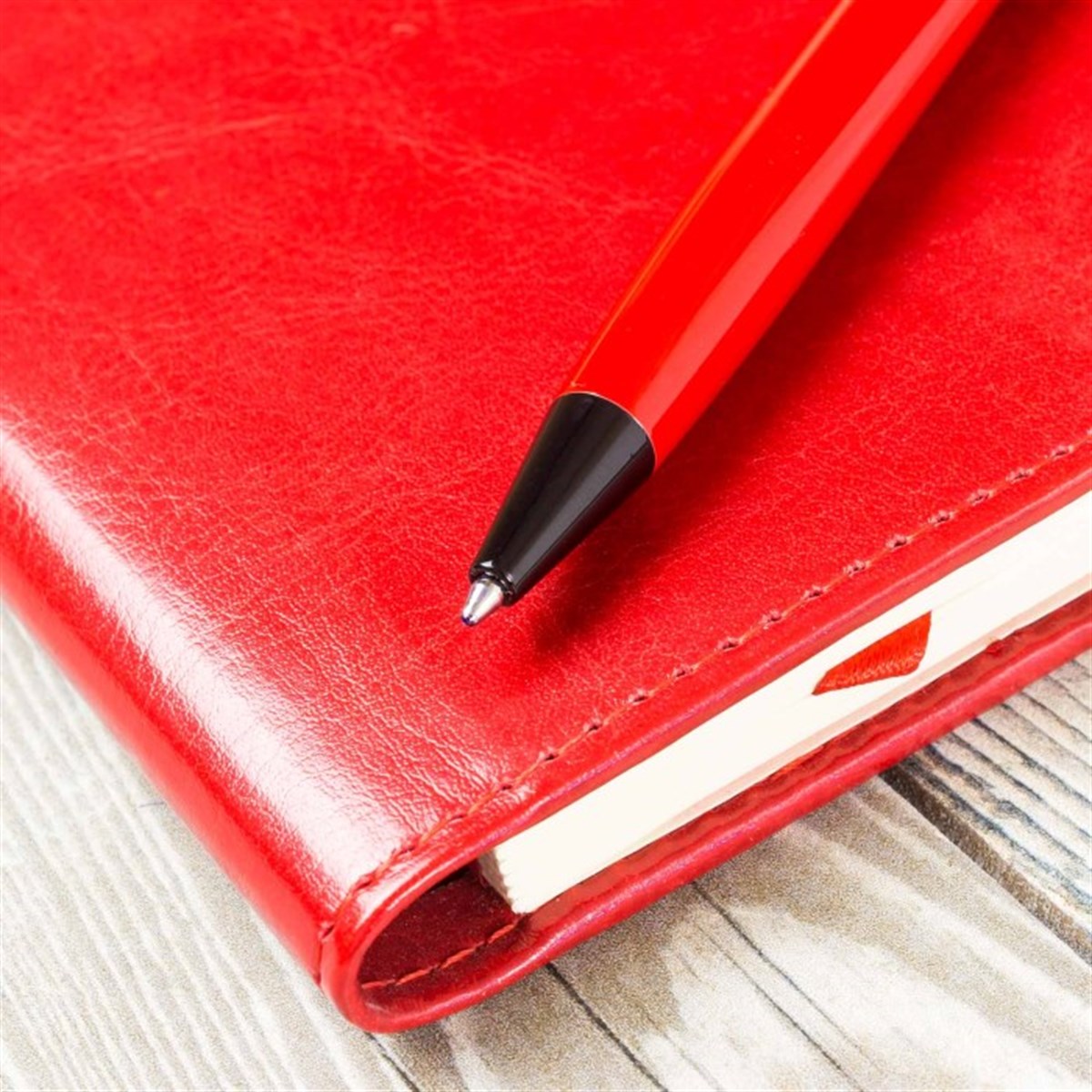 İsme Özel Premium Powerbank Defter ve Kalem Seti Kırmızı