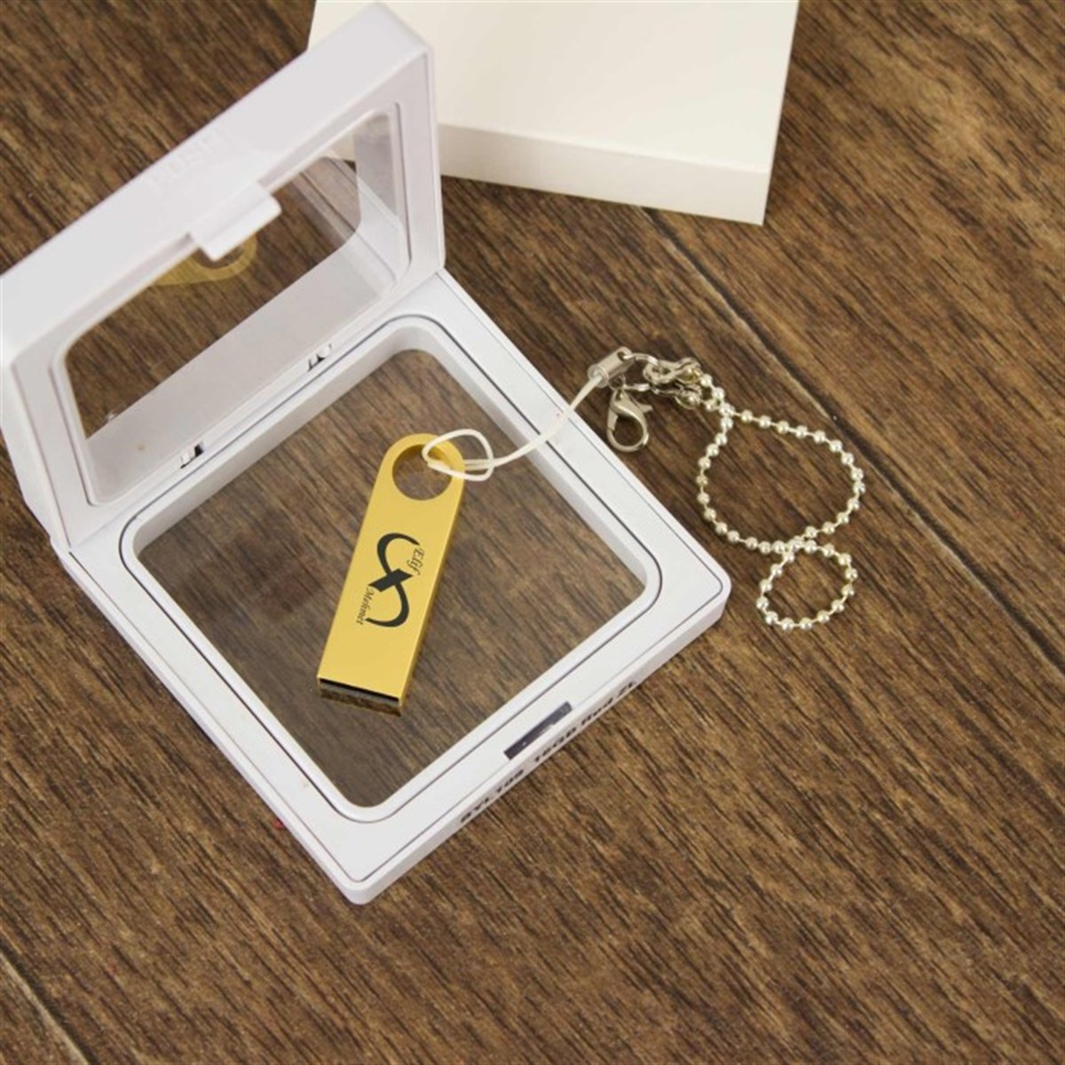 İsme Özel Renkli Metal Usb Bellek 16 GB - Sonsuzluk