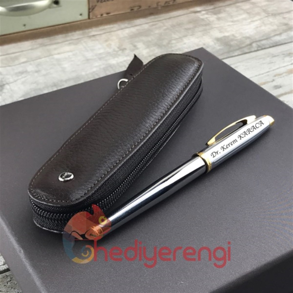 İsme Özel Scrikss Roller Kalem Özel Tasarımlı Deri Kutulu 