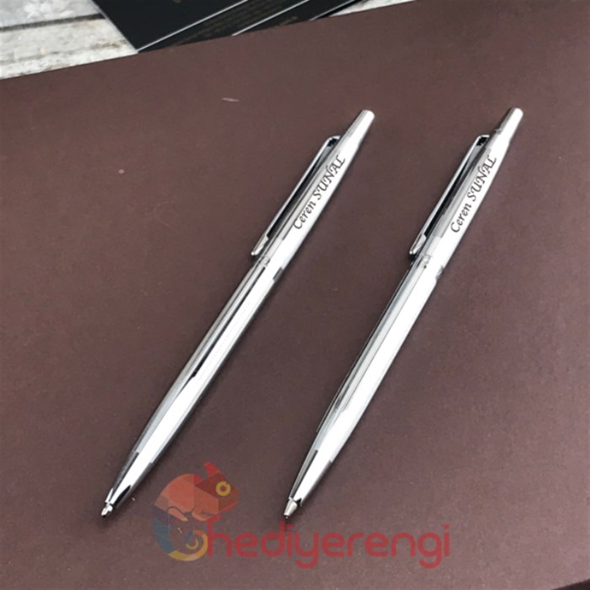 İsme Özel Scrikss Versatil Kalem Tükenmez Kalem ve Deri Kartlık Seti Silver
