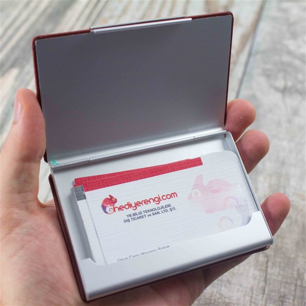 İsme Özel Taba Deri ve Metal Kaplamalı Kartvizitlik​